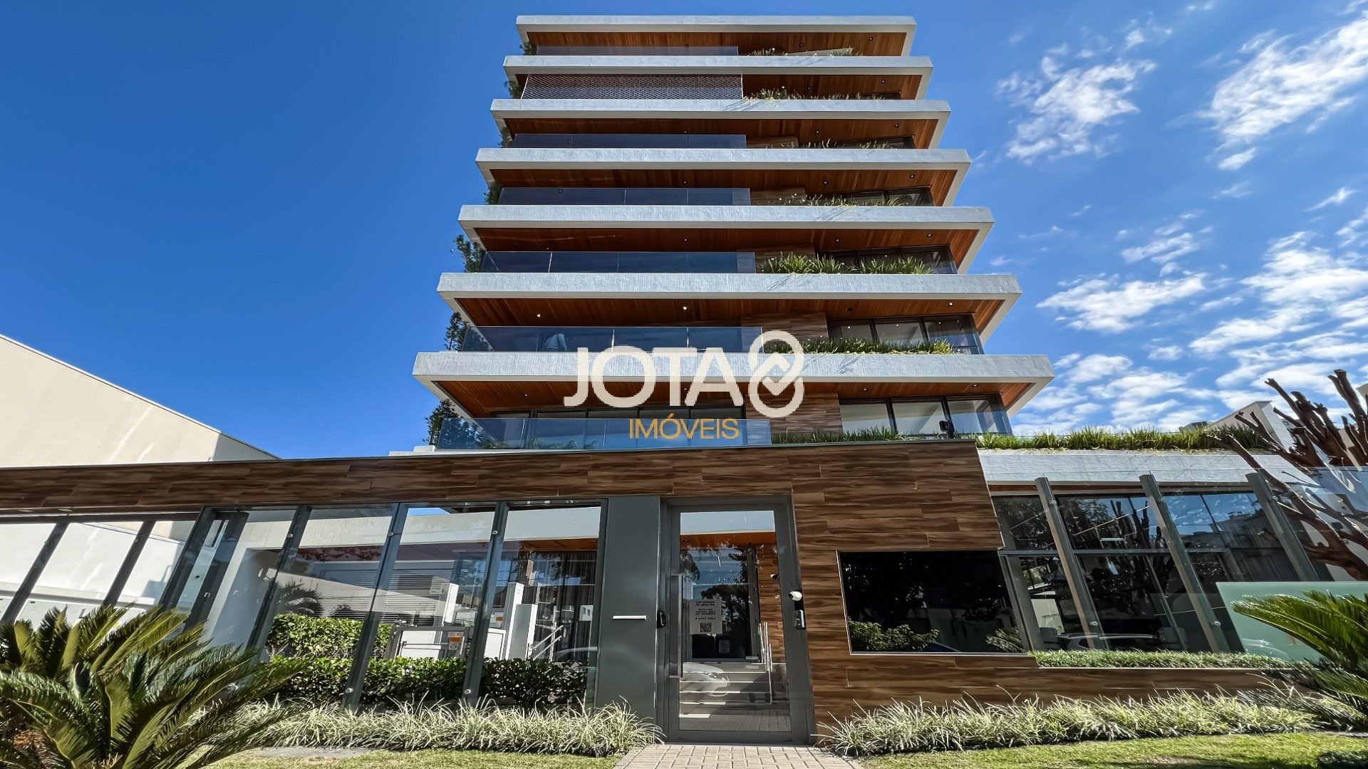 JÓIA ÚNICA NO MELHOR DO ÁGUA VERDE - DECORADO