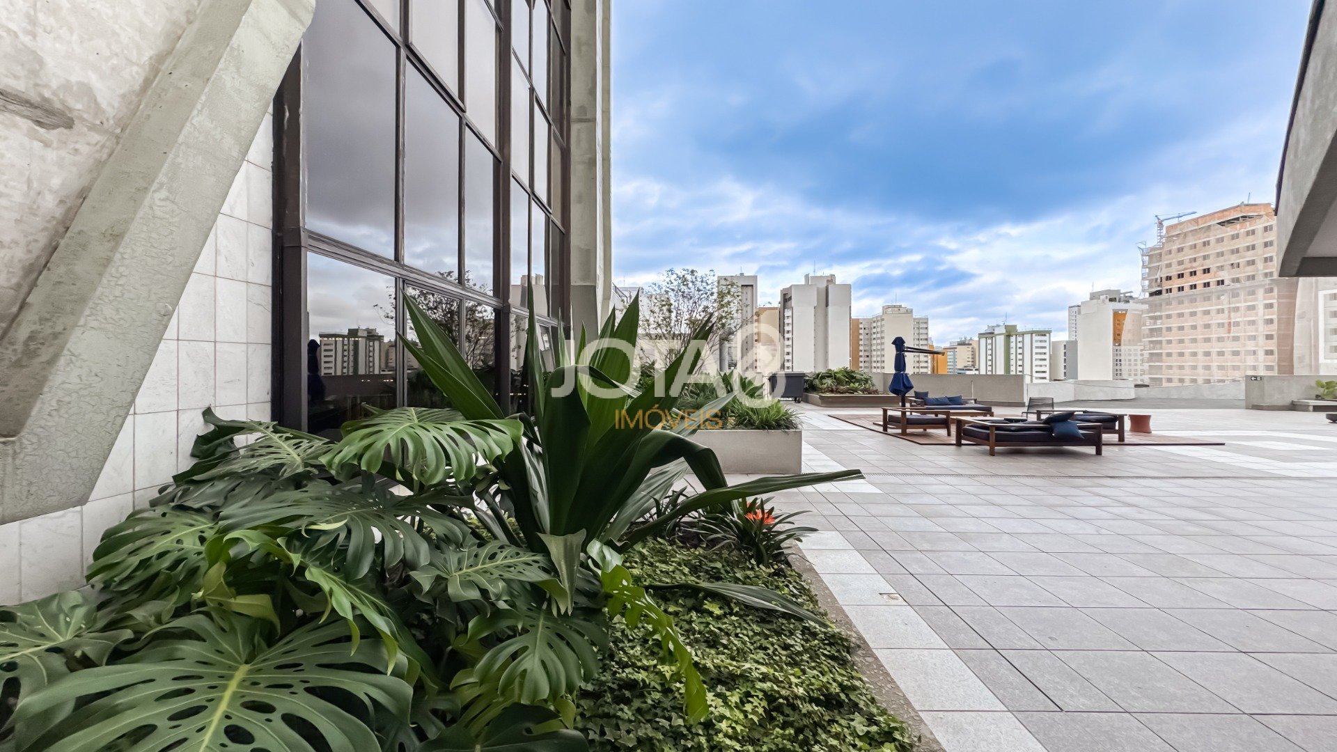SALA COMERCIAL NO CENTRO !
