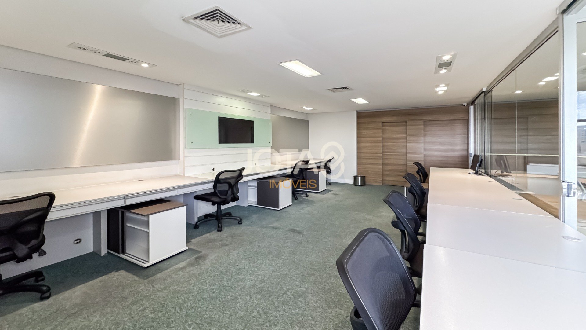 SALA COMERCIAL NO CENTRO !