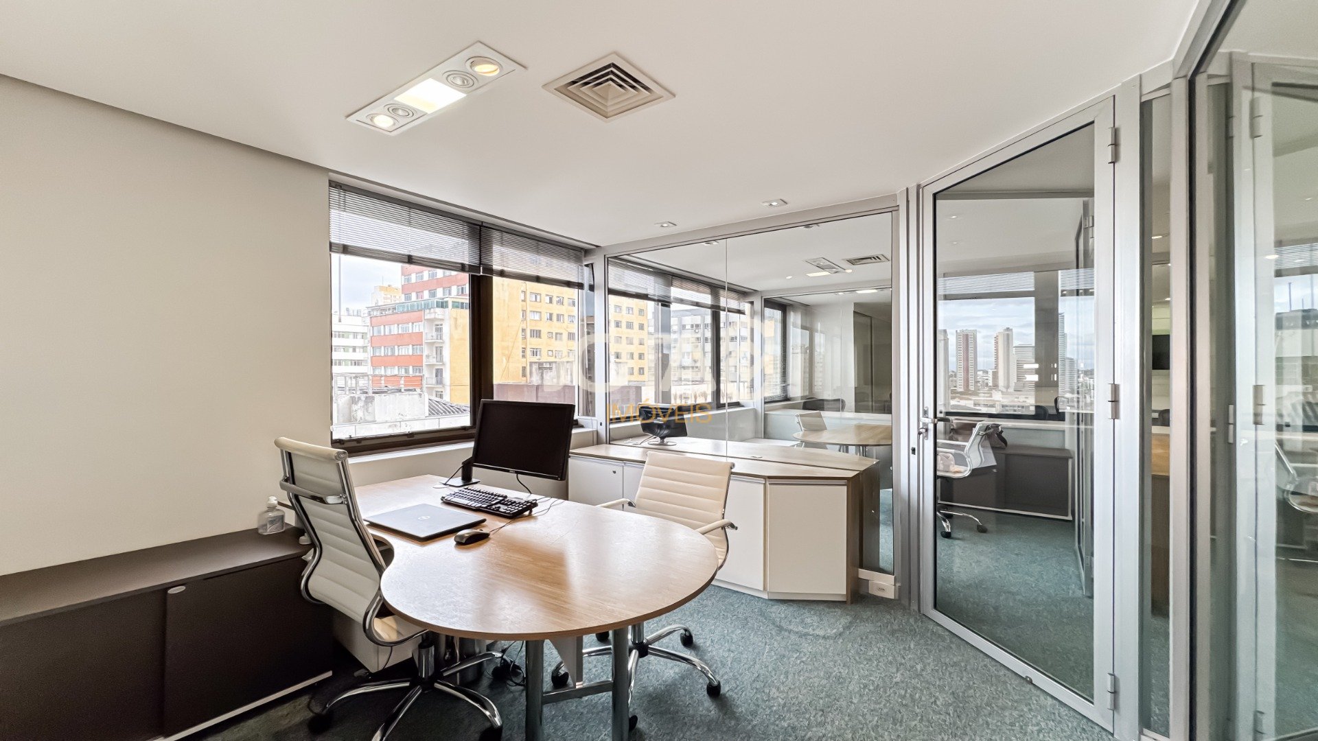 SALA COMERCIAL NO CENTRO !