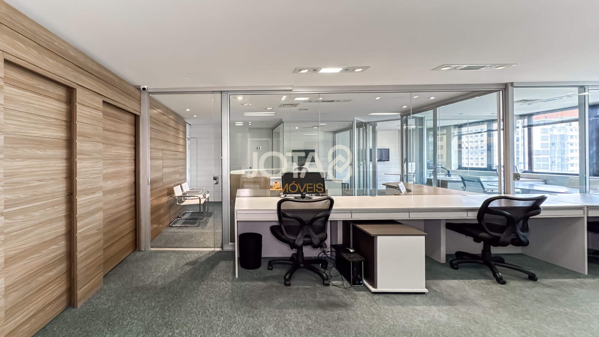 SALA COMERCIAL NO CENTRO !