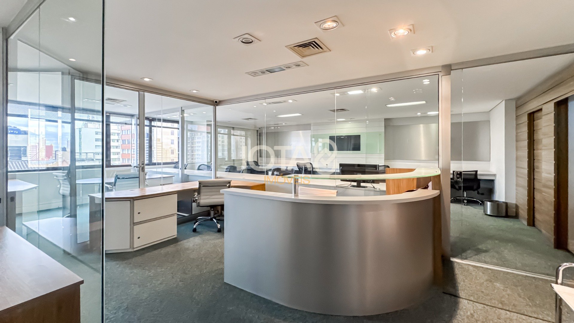 SALA COMERCIAL NO CENTRO !