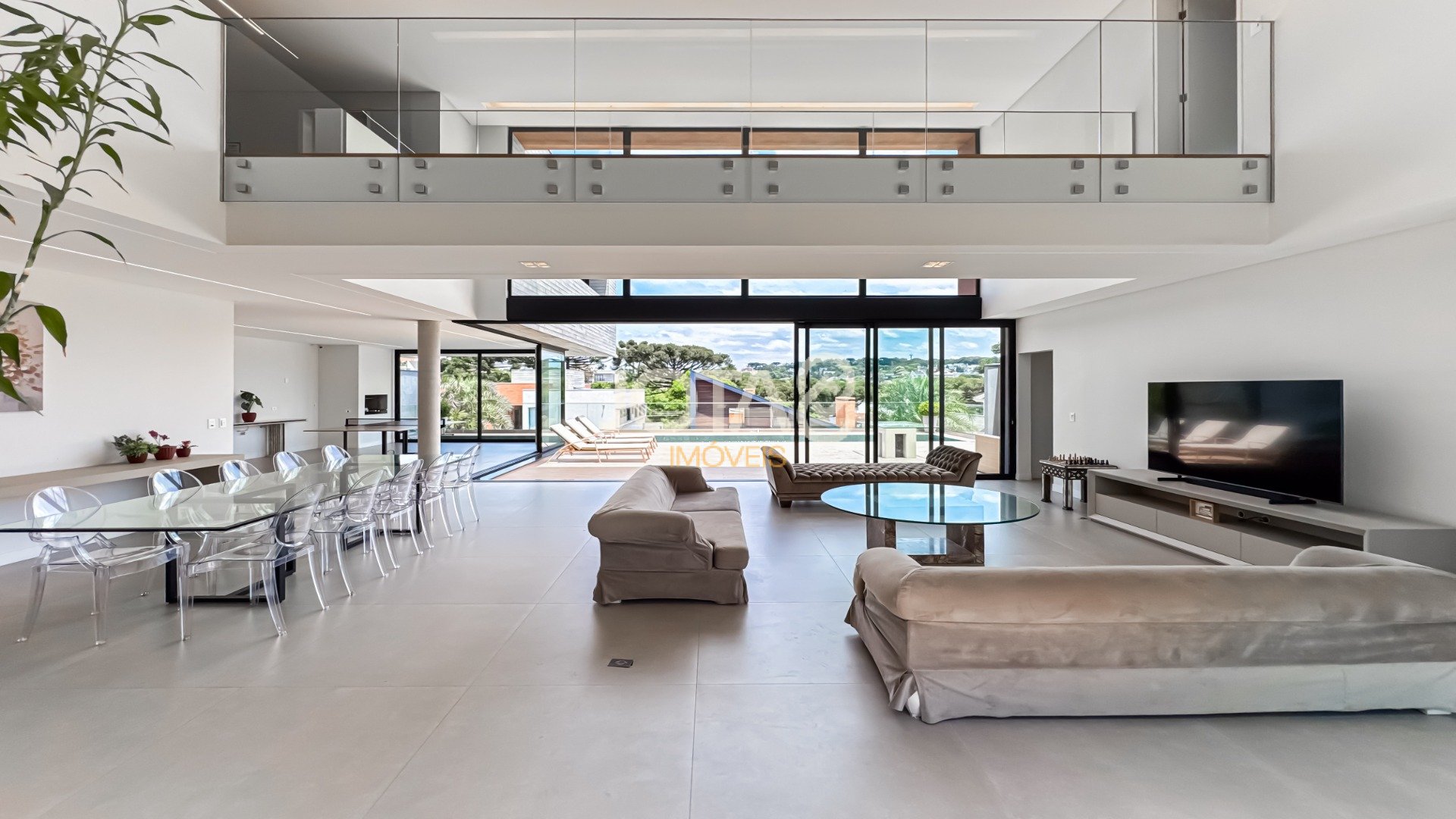 CASA MODERNA 841M2 EM CONDOMINIO, NO VISTA ALEGRE