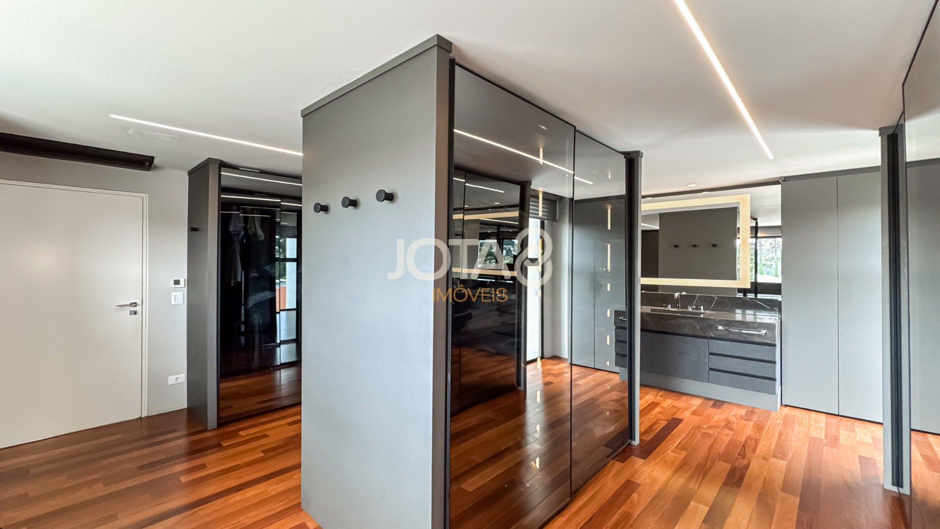 CASA MODERNA 841M2 EM CONDOMINIO, NO VISTA ALEGRE