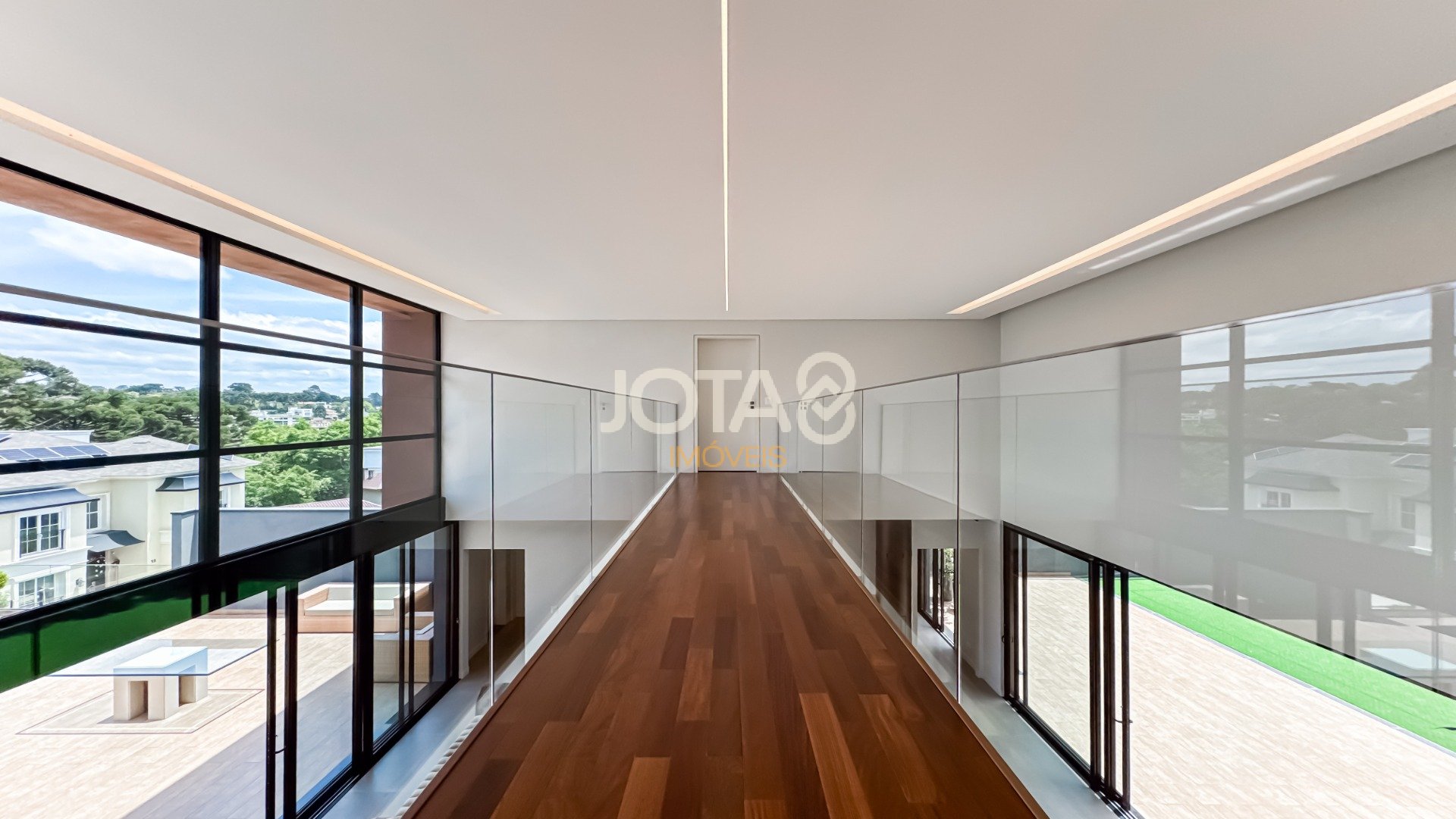 CASA MODERNA 841M2 EM CONDOMINIO, NO VISTA ALEGRE