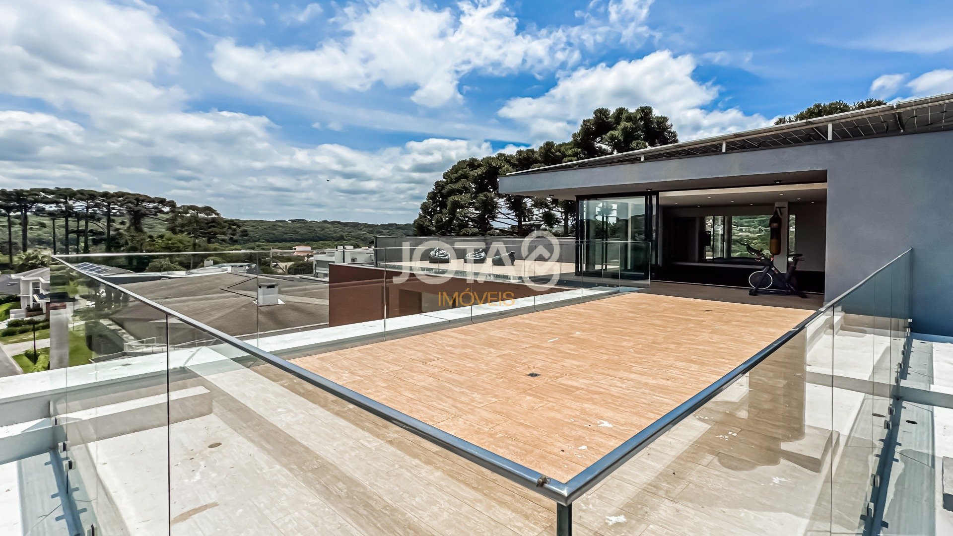 CASA MODERNA 841M2 EM CONDOMINIO, NO VISTA ALEGRE
