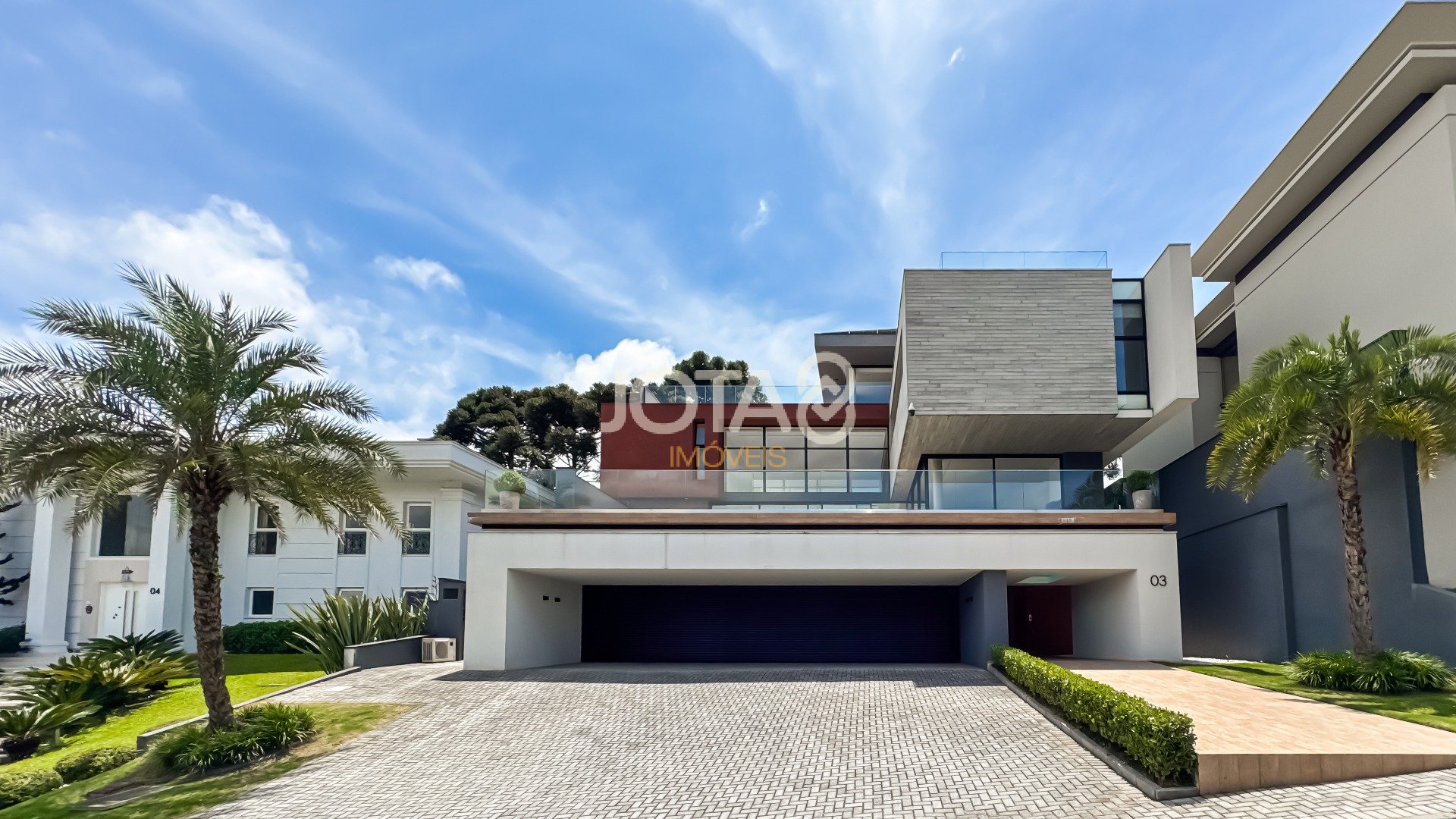 CASA MODERNA 841M2 EM CONDOMINIO, NO VISTA ALEGRE
