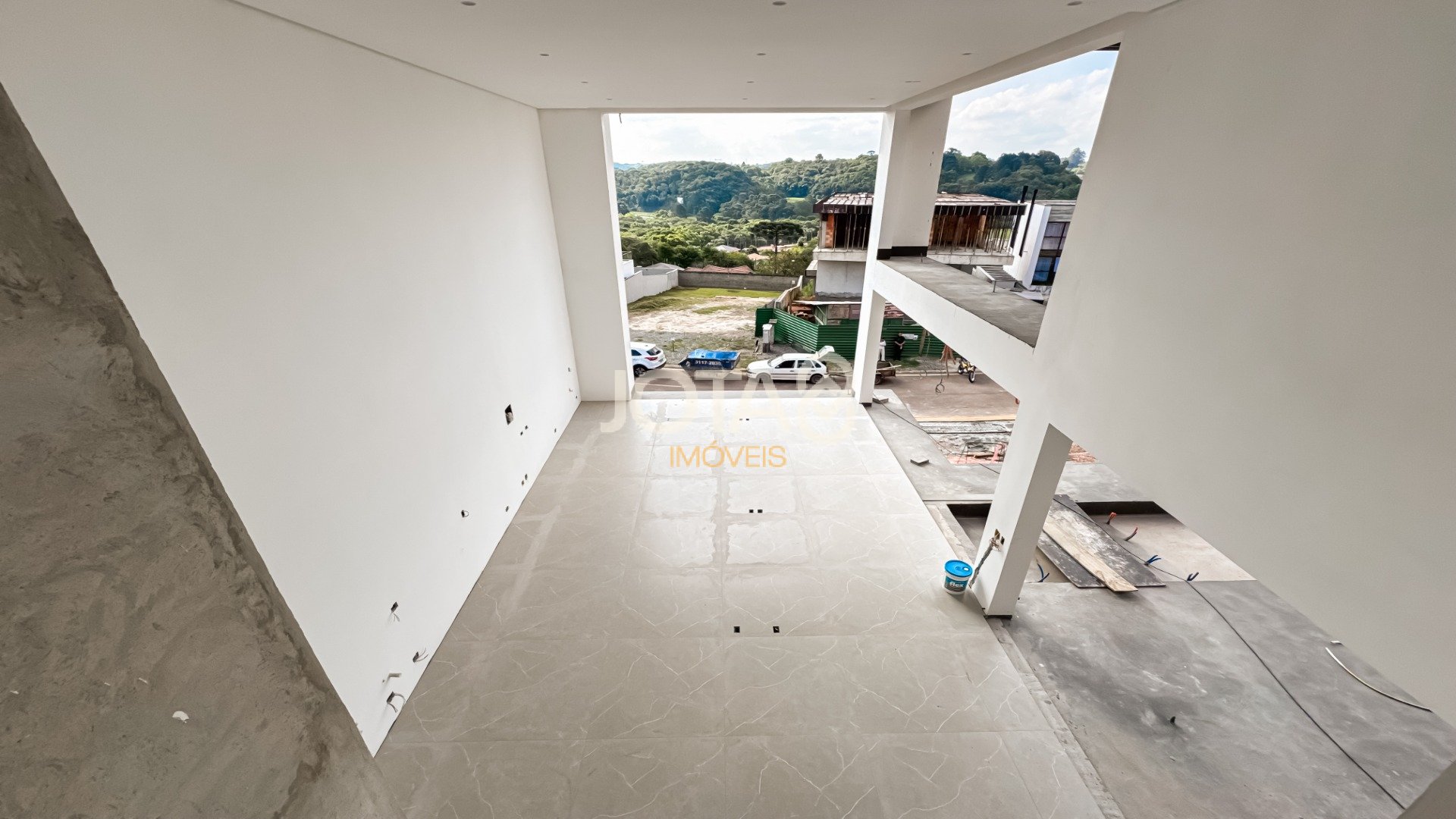 CASA NOVA EM CONDOMÍNIO COM 4 SUÍTES NO PAYSAGE WEEKEND!