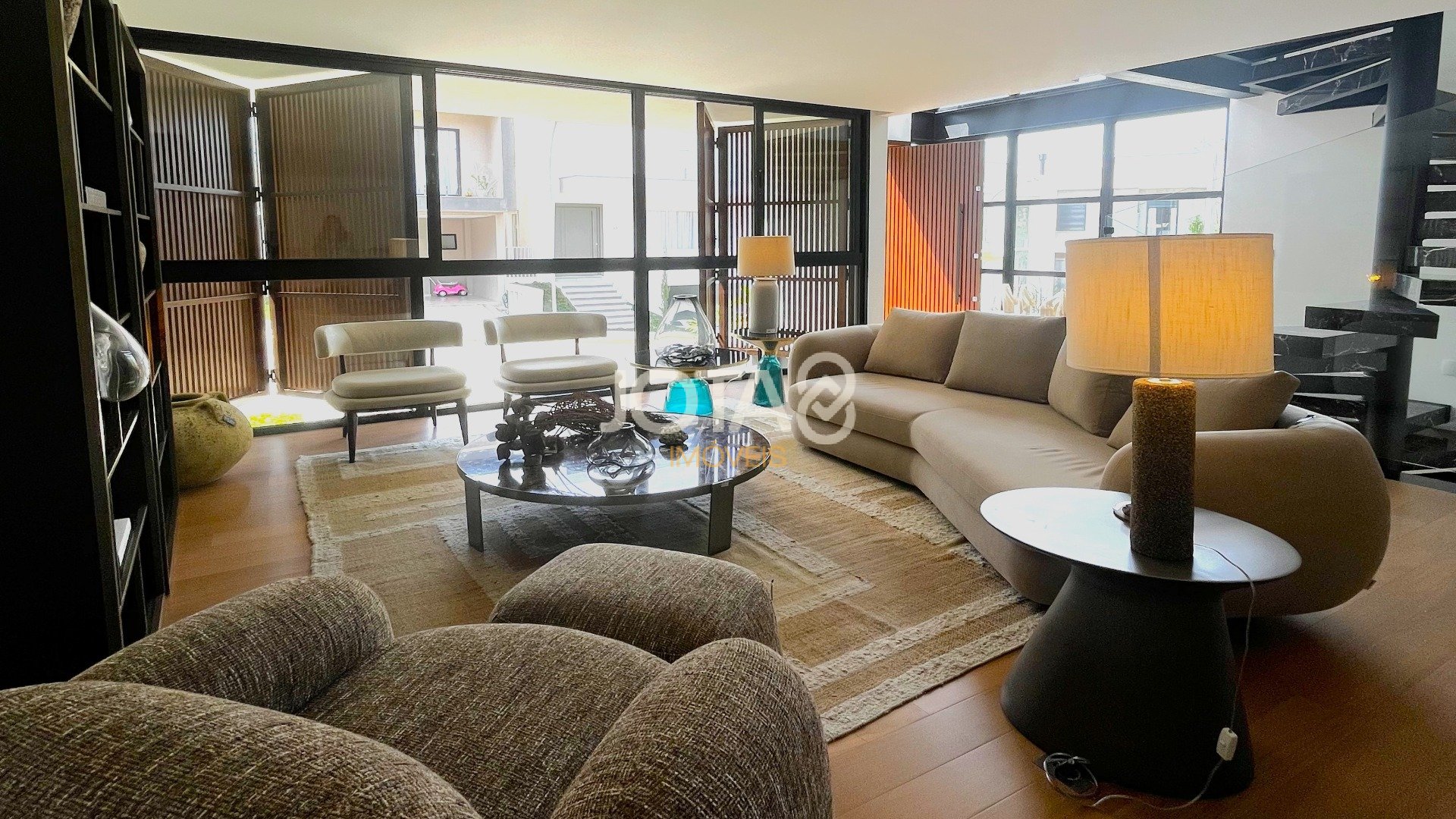 CASA NOVA COM 3 SUÍTES NO CAMPO COMPRIDO