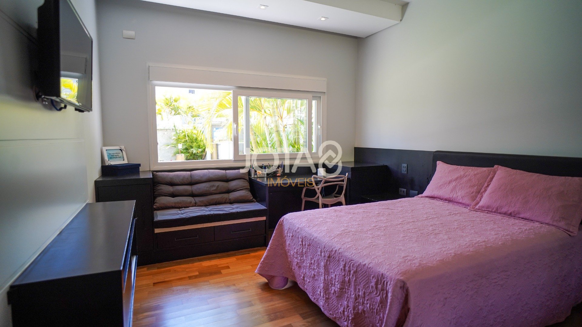 CASA COM PISCINA DE ALTO PADRÃO NO BACACHERI