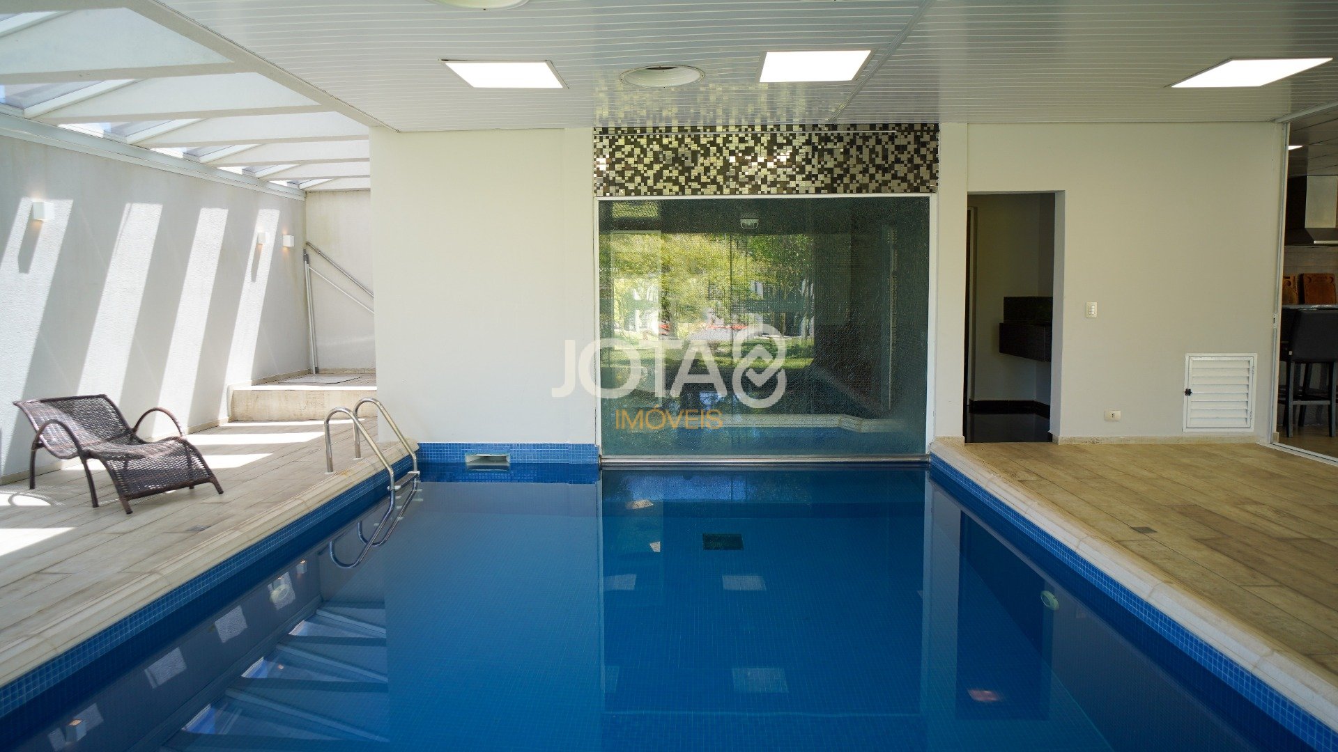 CASA COM PISCINA DE ALTO PADRÃO NO BACACHERI