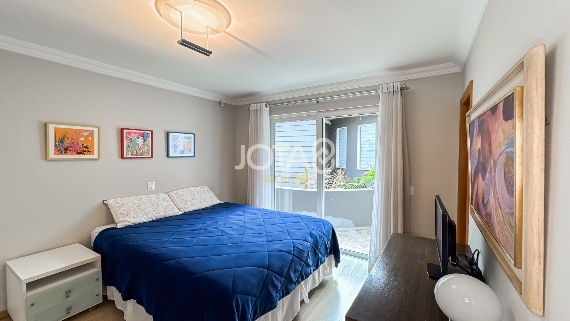 CASA EM CONDOMÍNIO COM 4 QUARTOS SENDO 2 SUÍTES E 2 DEMI!