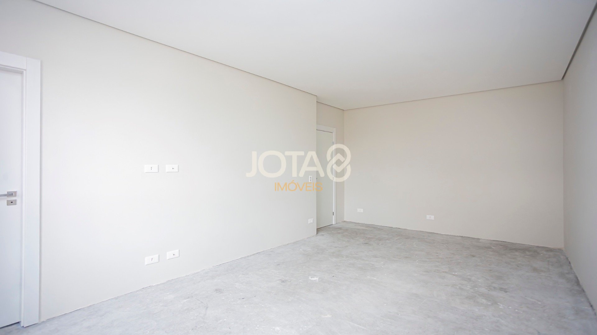 CASA MIA - 3 QUARTOS E 2 VAGAS NO BIGORRILHO