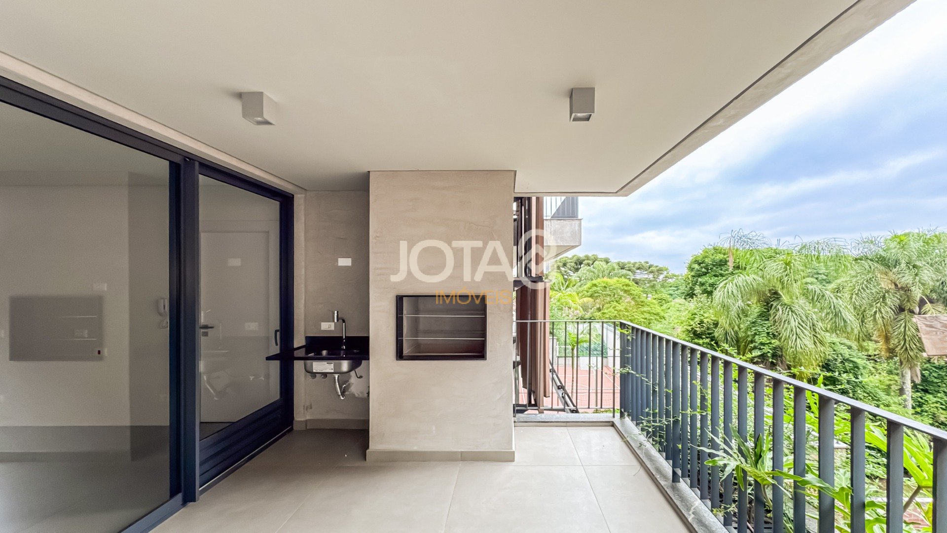 APARTAMENTO NO CABRAL COM 3 SUÍTES - ÁTMAN