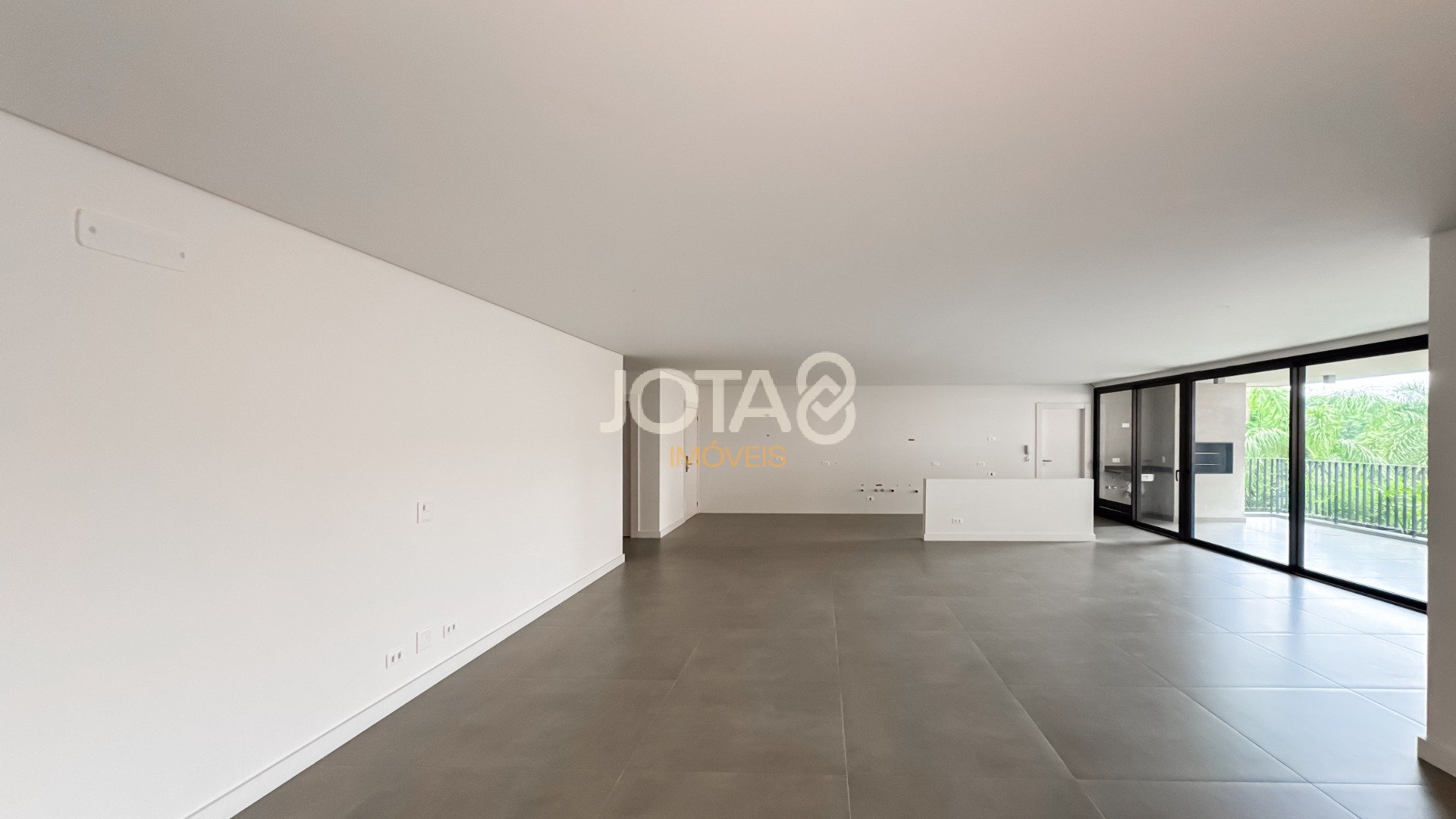 APARTAMENTO NO CABRAL COM 3 SUÍTES - ÁTMAN