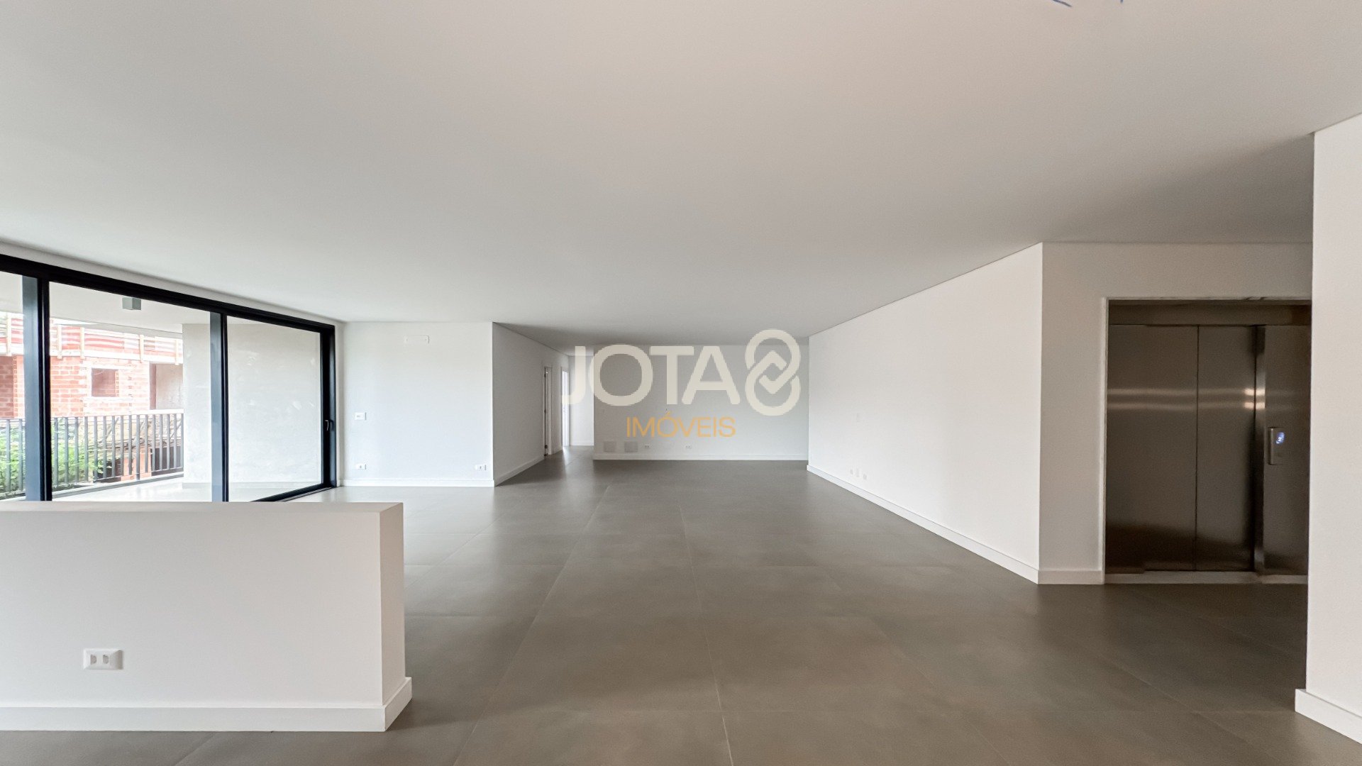APARTAMENTO NO CABRAL COM 3 SUÍTES - ÁTMAN