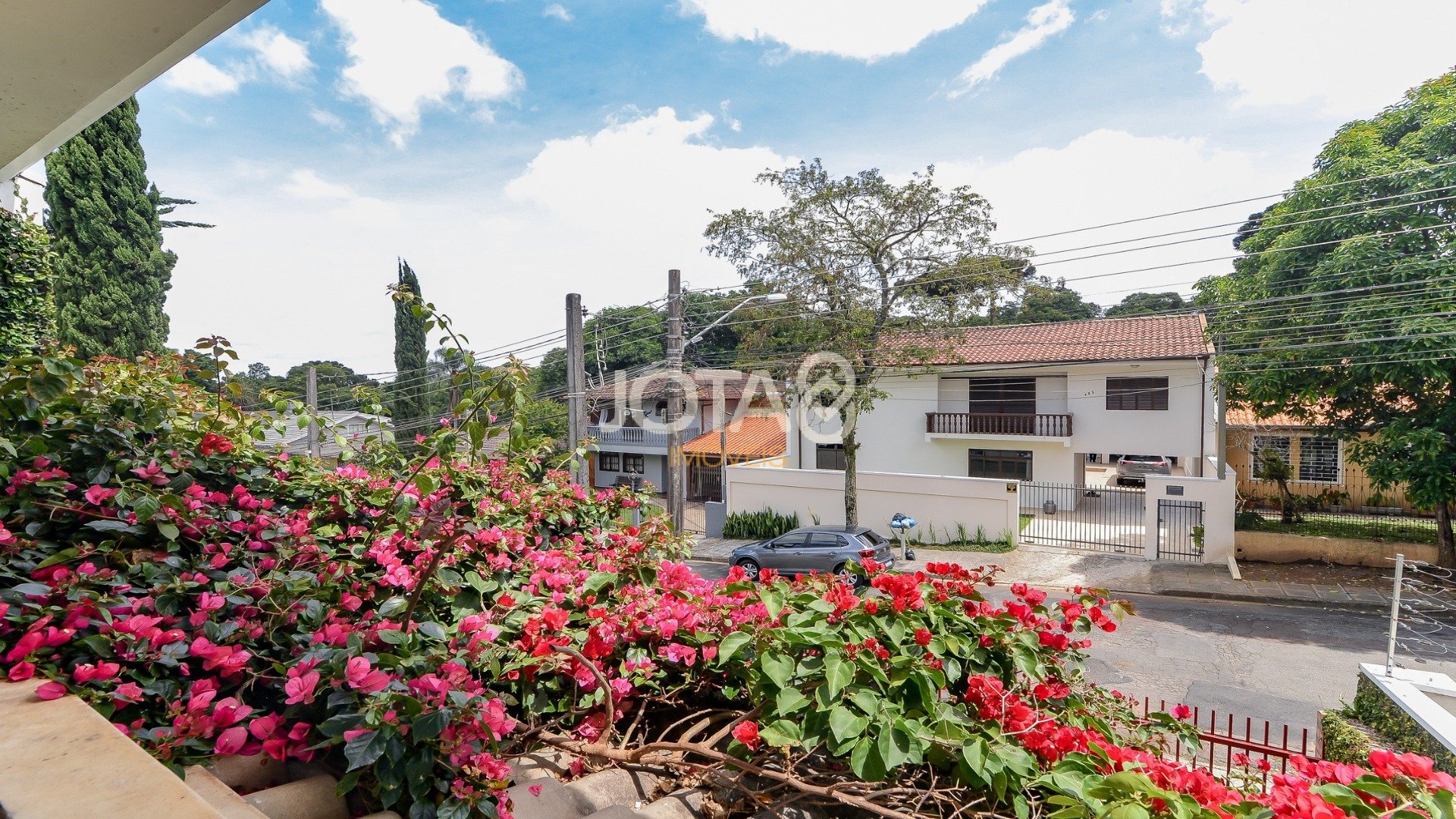 SOBRADO PILARZINHO 3 QUARTOS 1 SUITE 2 VAGAS EDICULA COM CHURRASQUEIRA