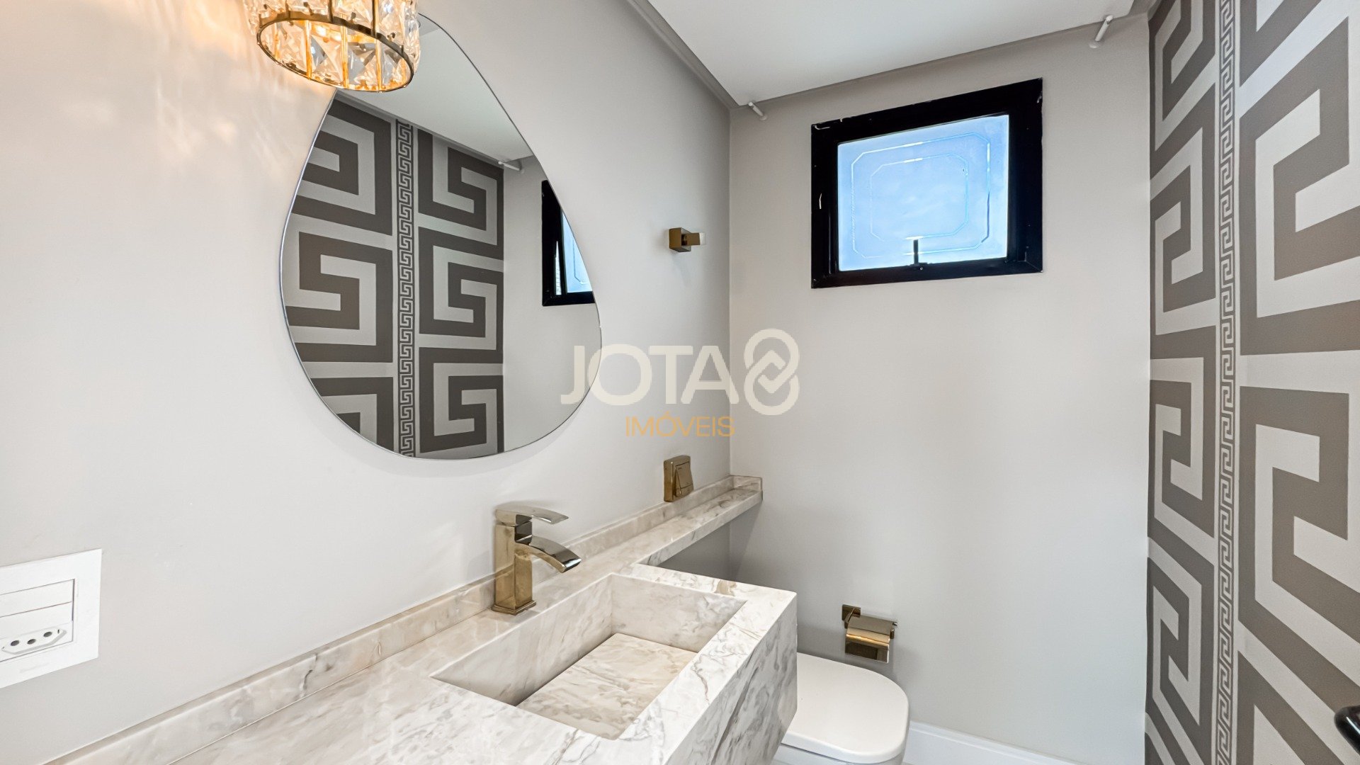COBERTURA DUPLEX NO BATEL ED MONASTIER