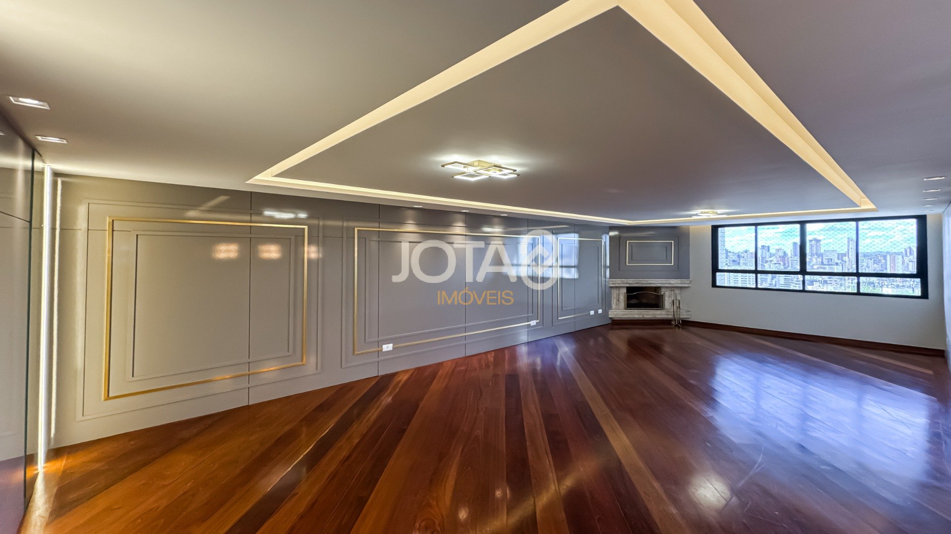 COBERTURA DUPLEX NO BATEL ED MONASTIER