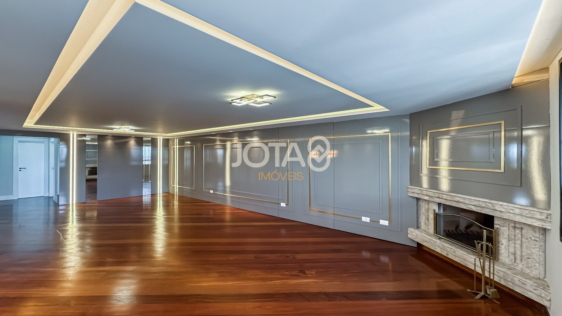 COBERTURA DUPLEX NO BATEL ED MONASTIER