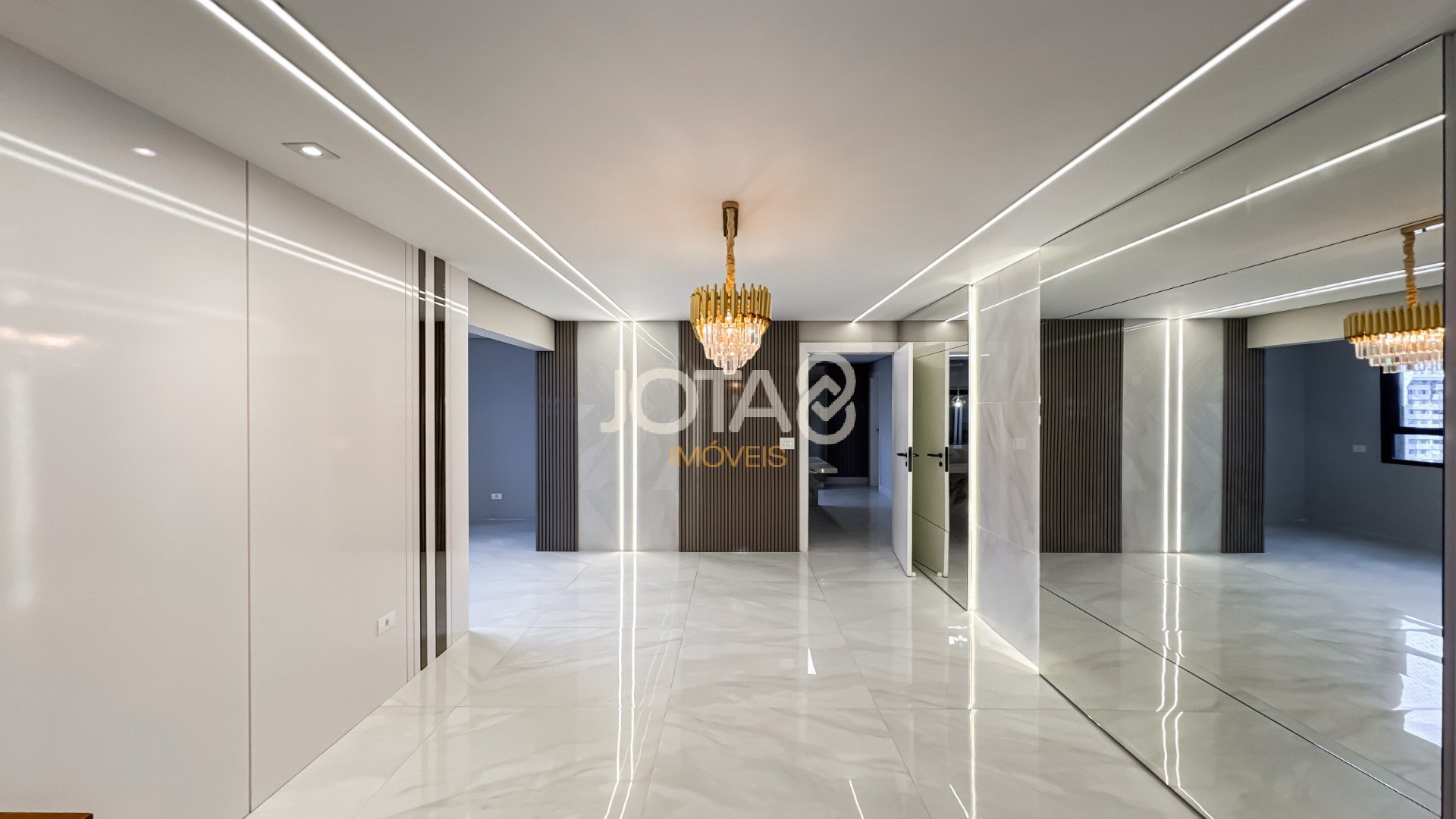 COBERTURA DUPLEX NO BATEL ED MONASTIER