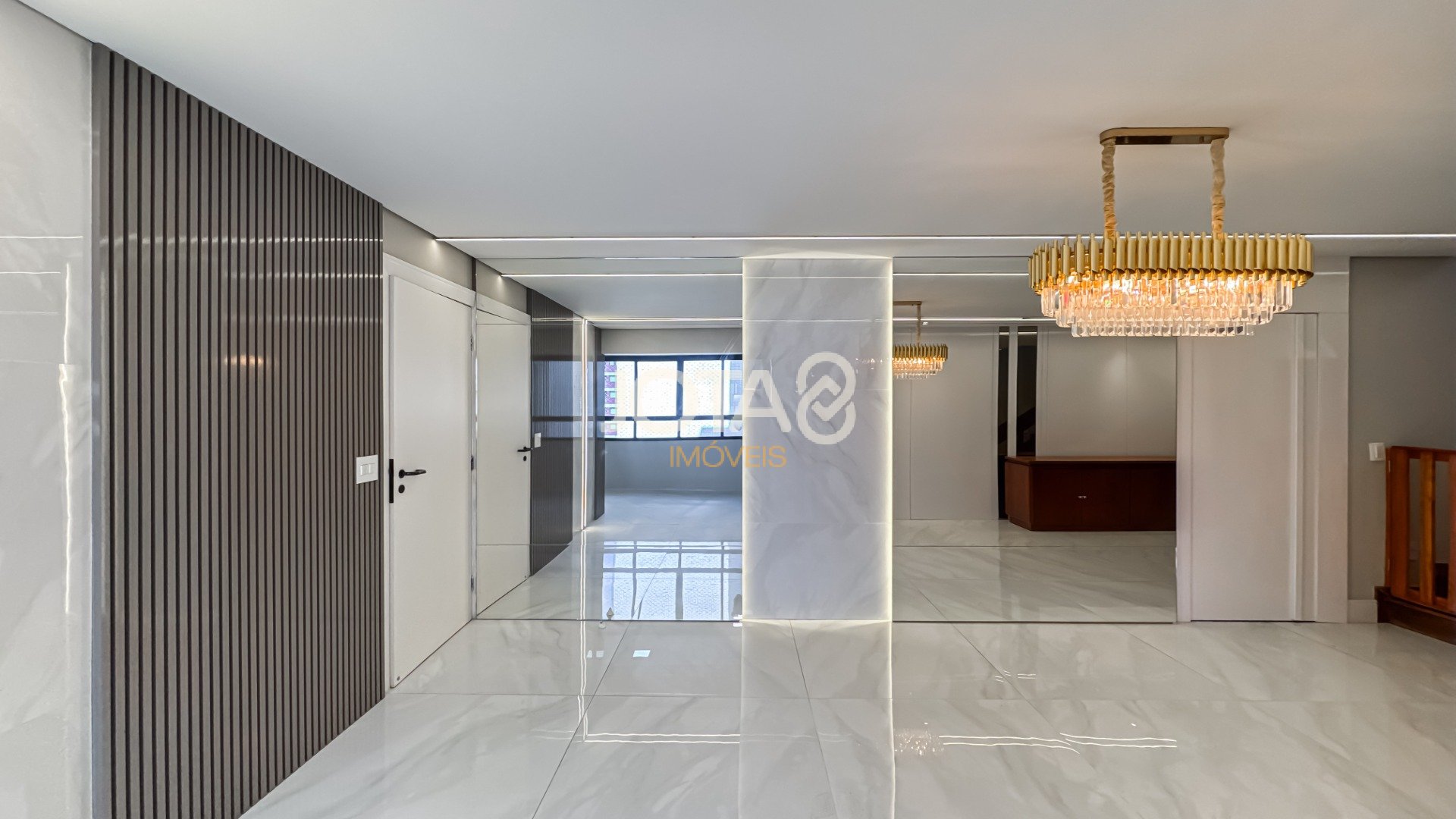 COBERTURA DUPLEX NO BATEL ED MONASTIER