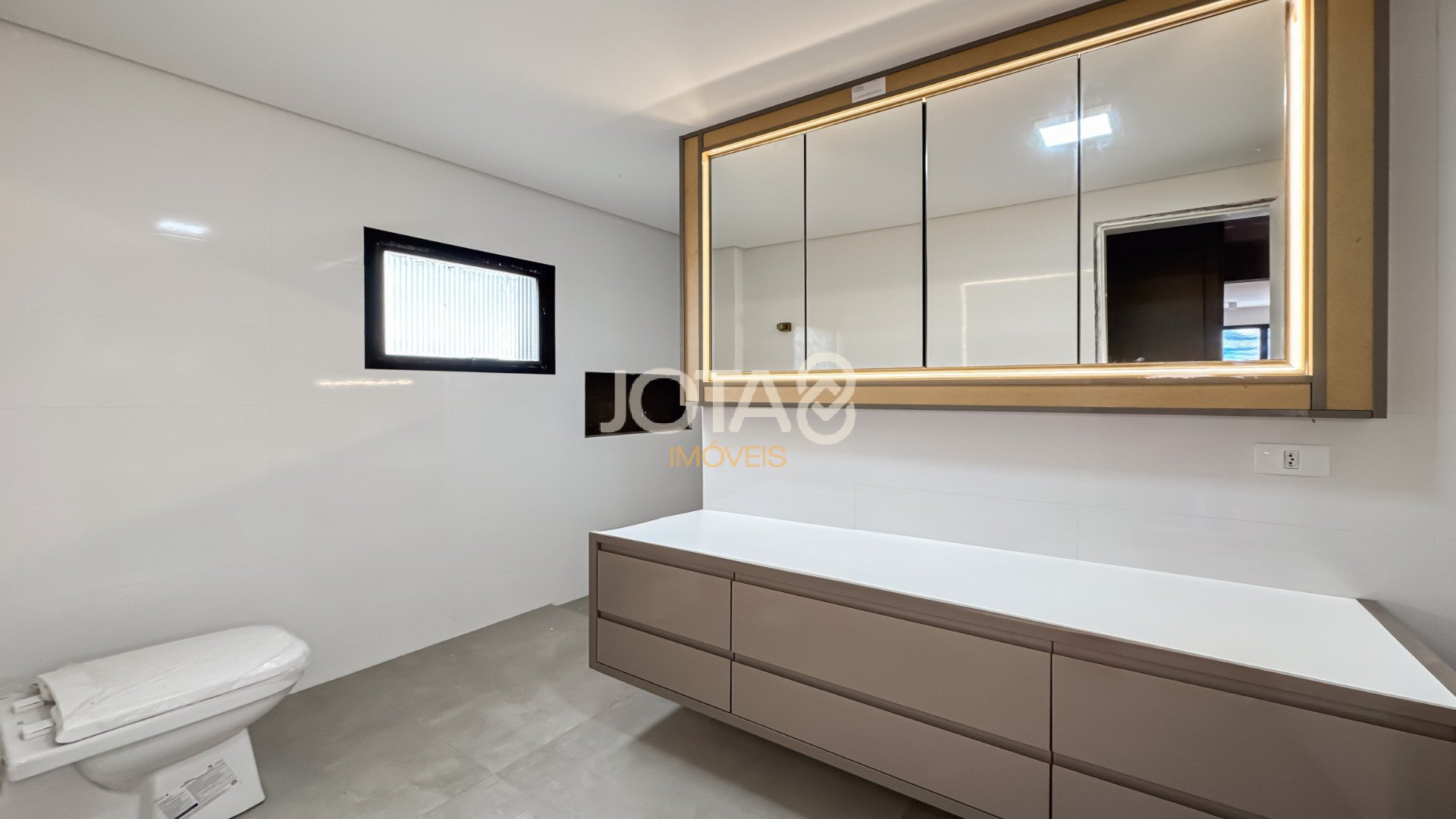 COBERTURA DUPLEX NO BATEL ED MONASTIER