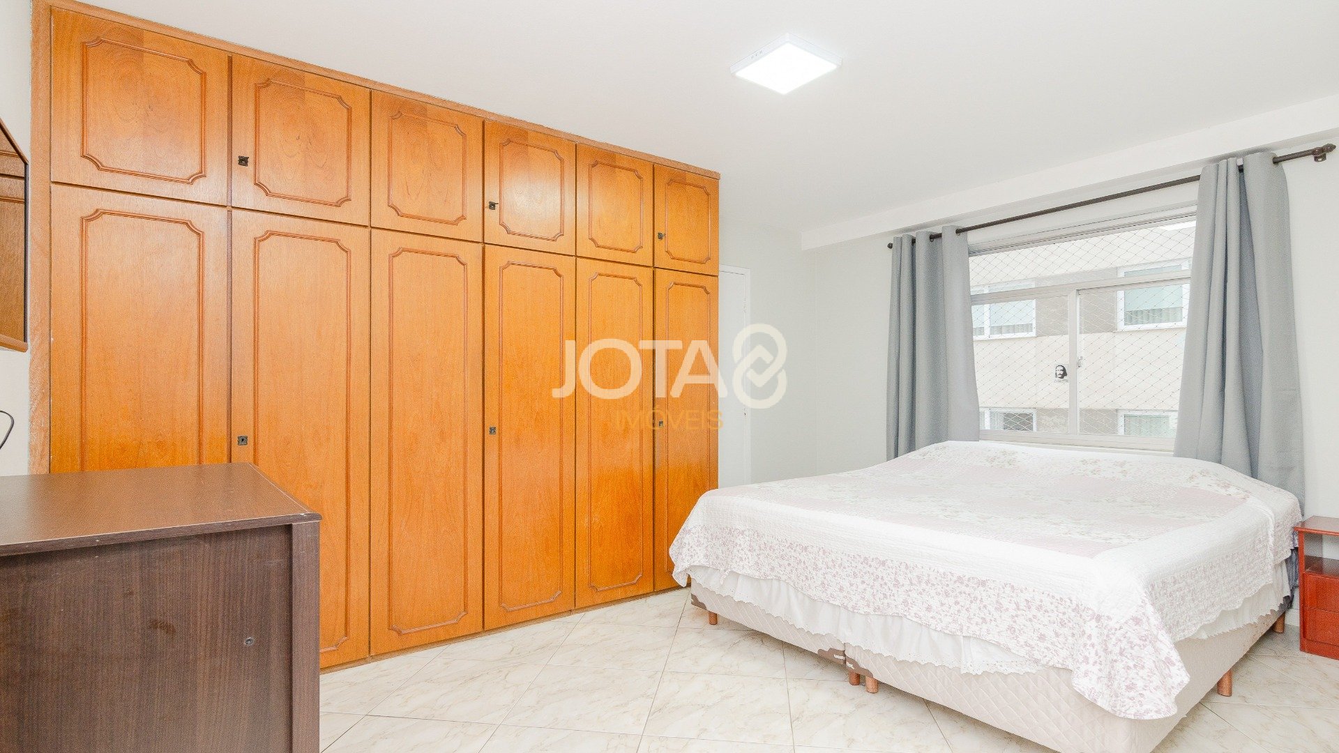 APARTAMENTO 3 QUARTOS 1 SUÍTE PERTO DA PRAÇA DO JAPÃO.