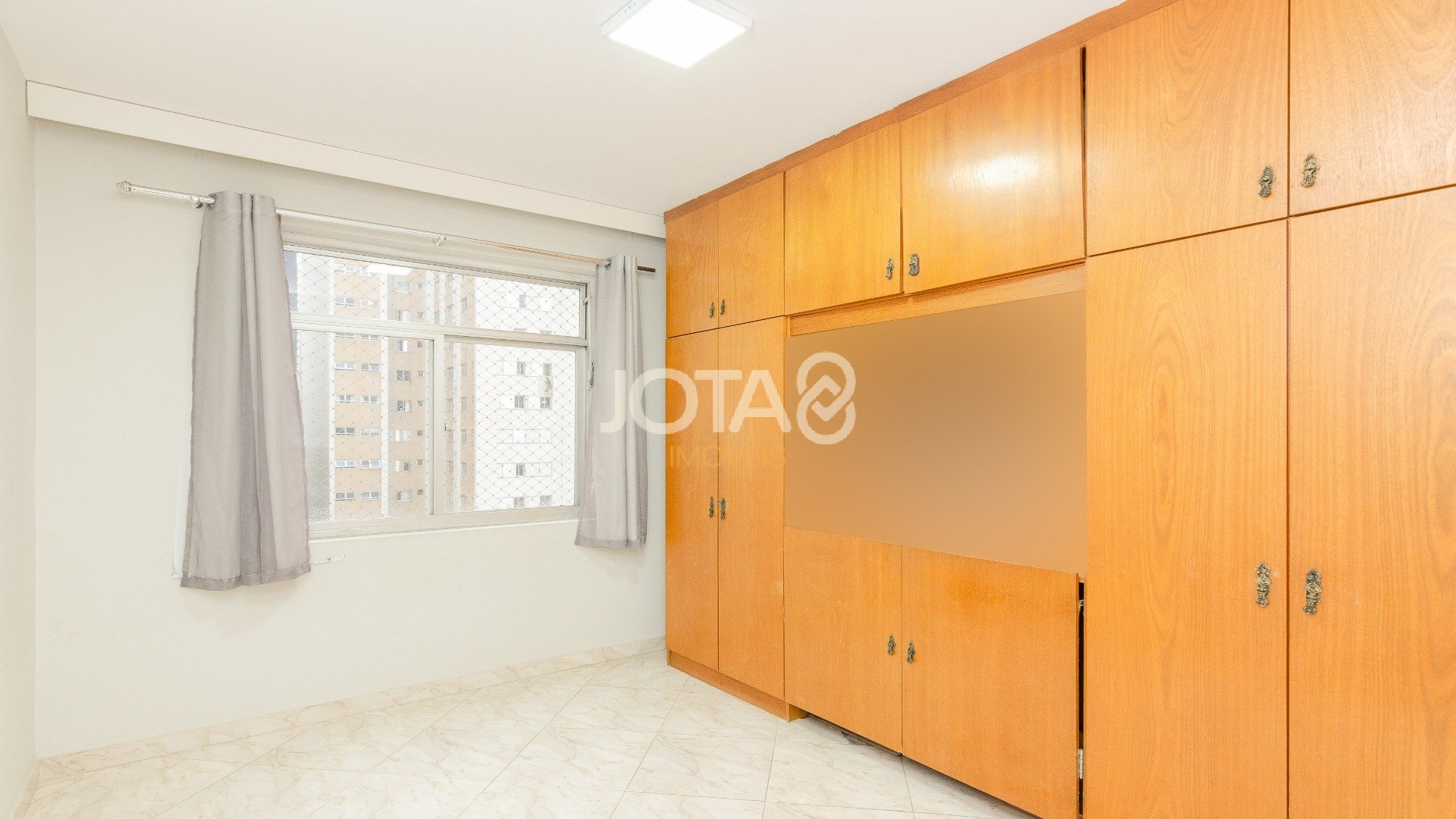 APARTAMENTO 3 QUARTOS 1 SUÍTE PERTO DA PRAÇA DO JAPÃO.