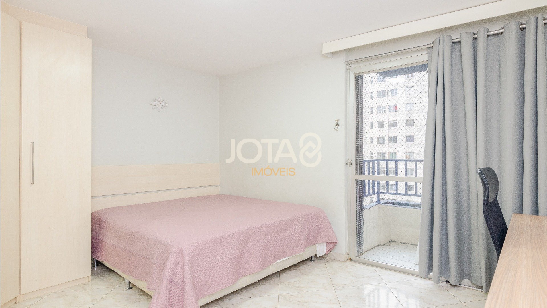 APARTAMENTO 3 QUARTOS 1 SUÍTE PERTO DA PRAÇA DO JAPÃO.