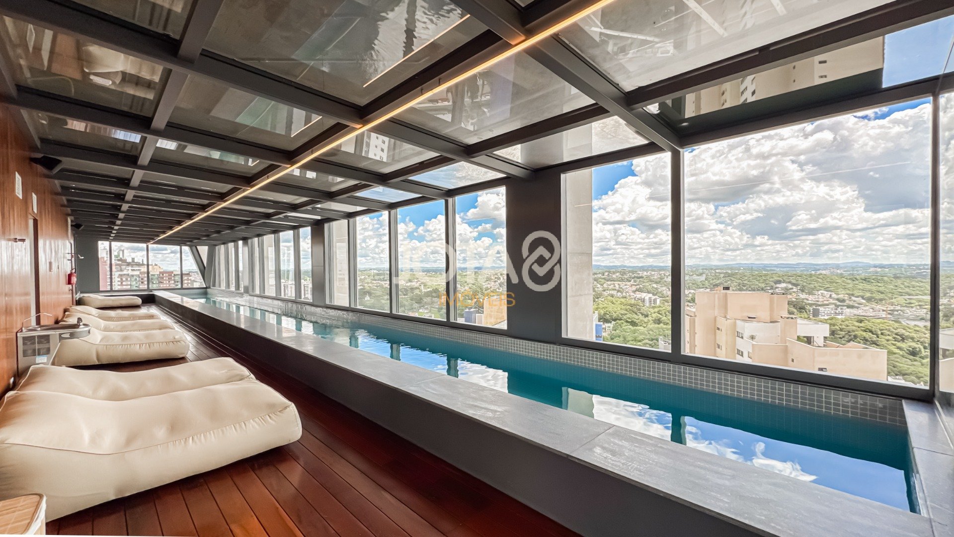 VIVA O LUXO E A EXCLUSIVIDADE NO AGE360!