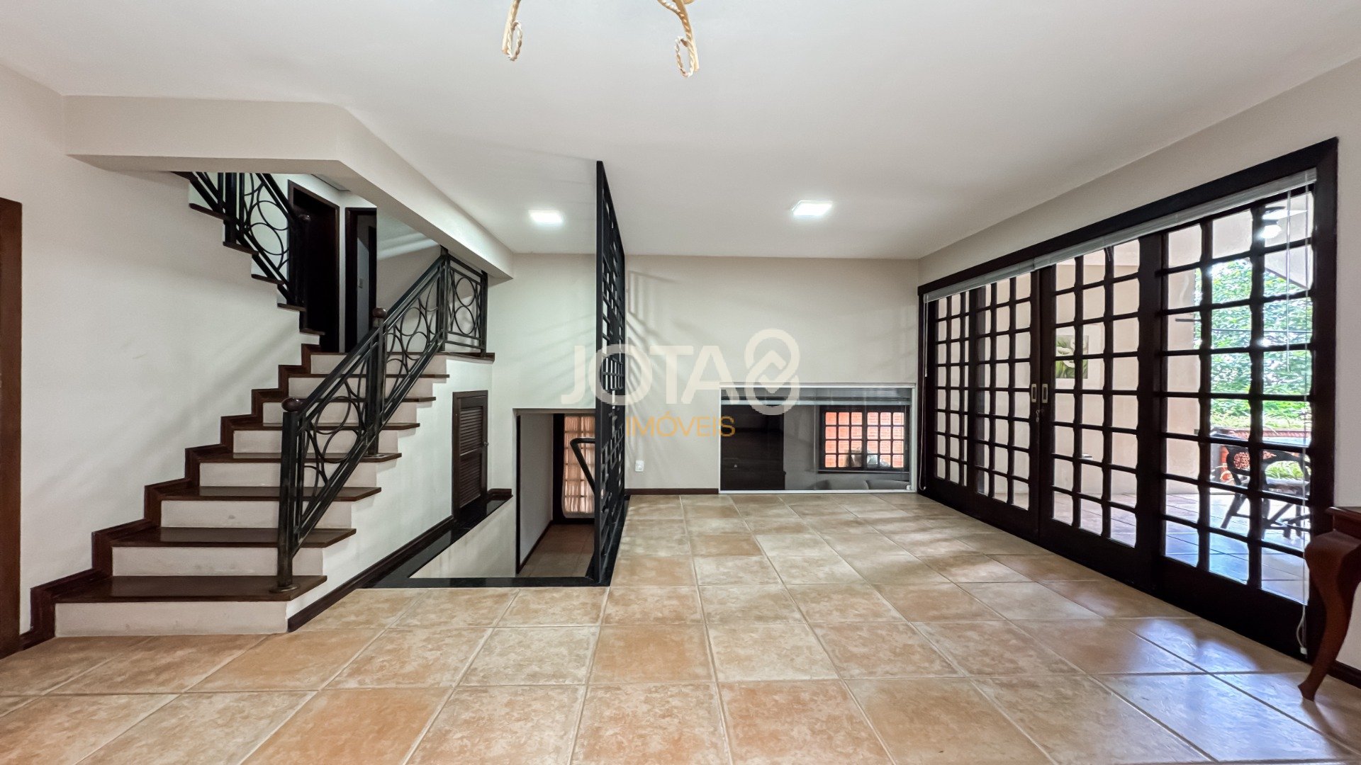 TERRENO GRANDE COM 2 CASAS 100% AVERBADAS NO VISTA ALEGRE