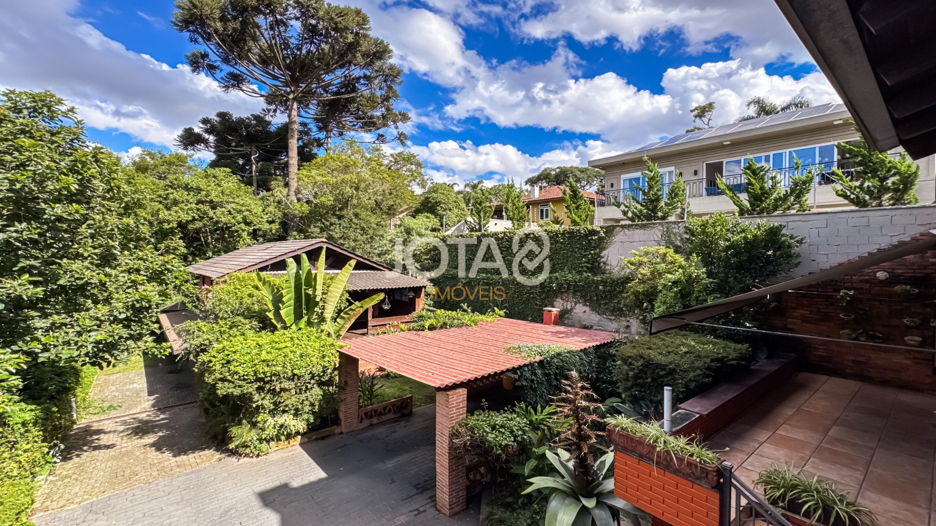 TERRENO GRANDE COM 2 CASAS 100% AVERBADAS NO VISTA ALEGRE
