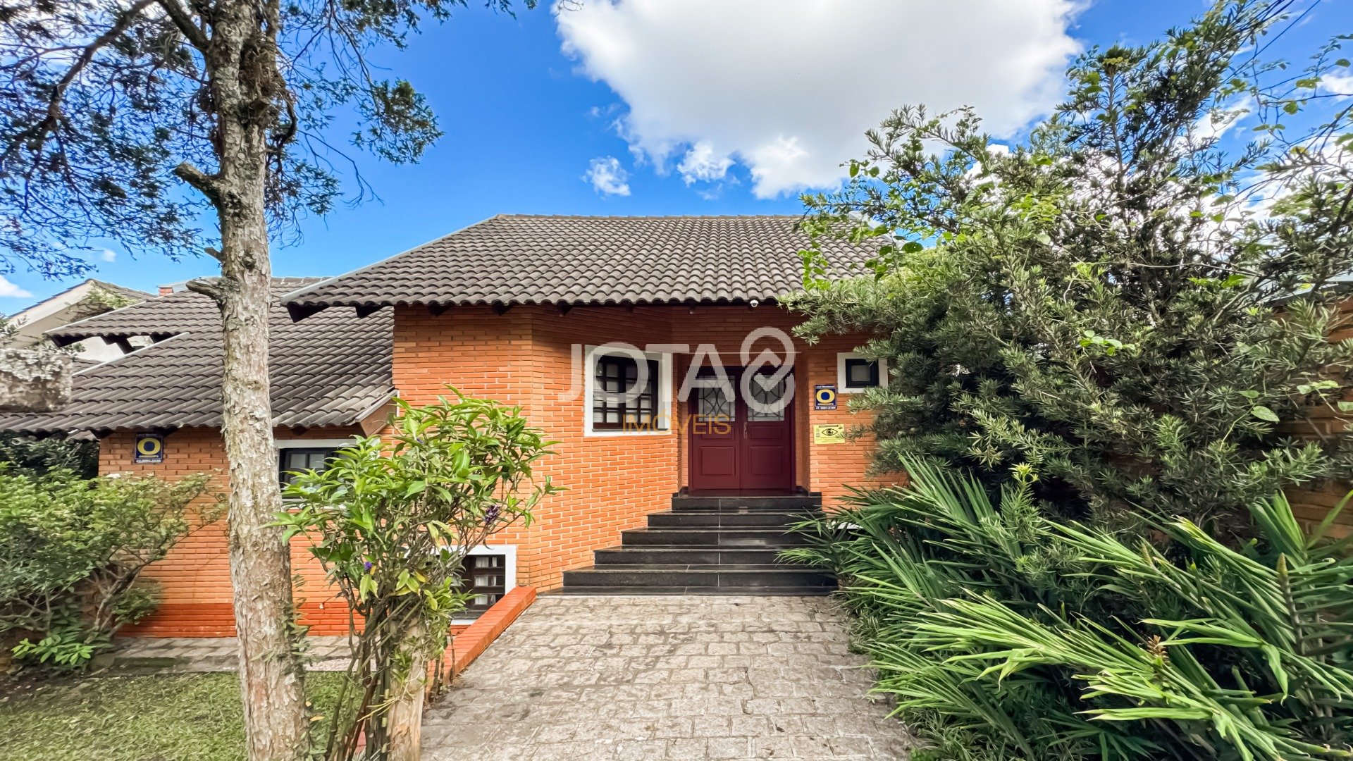 TERRENO GRANDE COM 2 CASAS 100% AVERBADAS NO VISTA ALEGRE