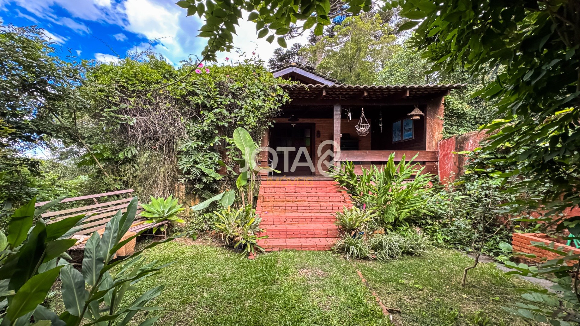 TERRENO GRANDE COM 2 CASAS 100% AVERBADAS NO VISTA ALEGRE