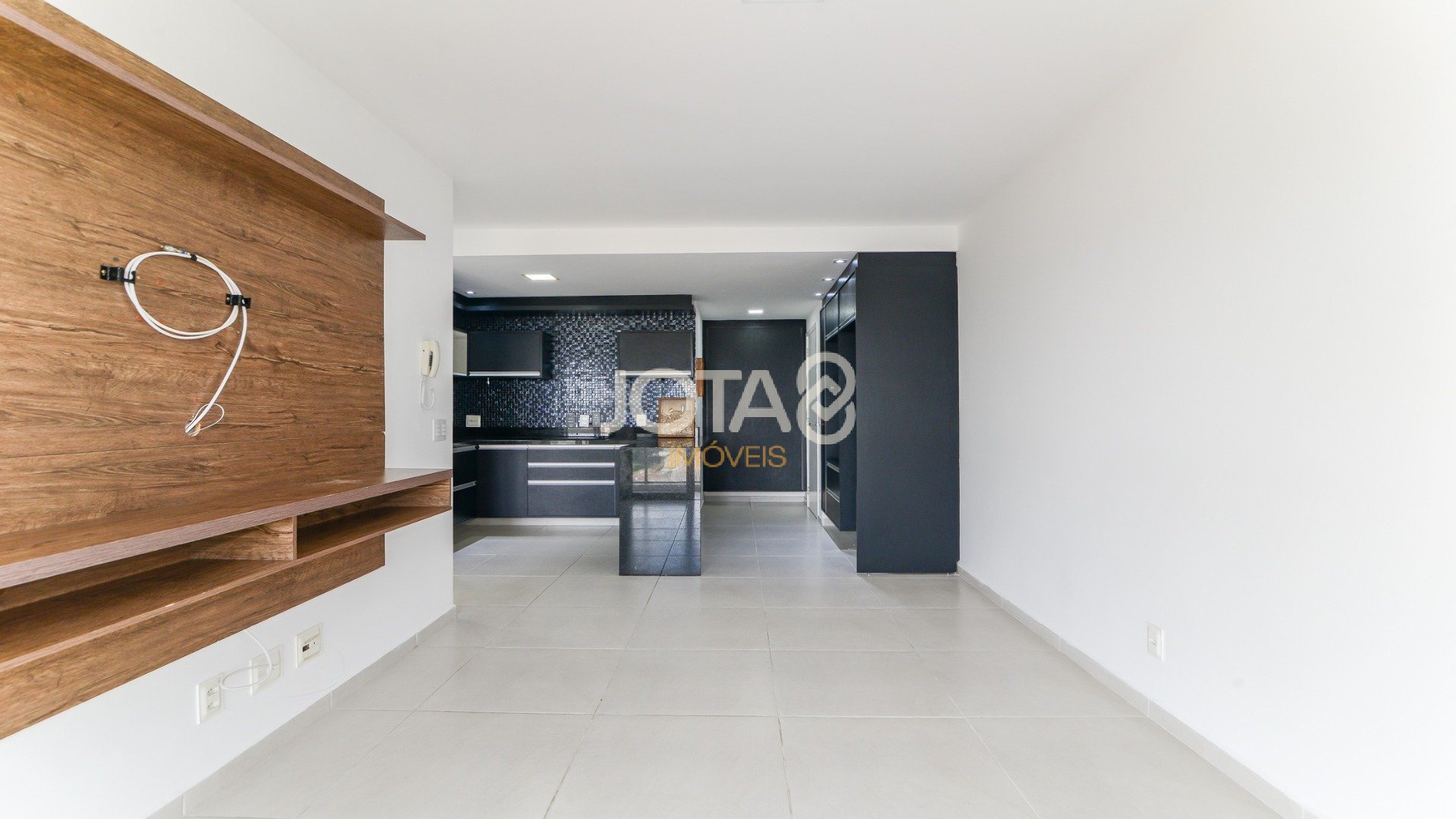 APARTAMENTO RED ECOVILLE ANDAR ALTO NO CAMPINA DO SIQUEIRA.