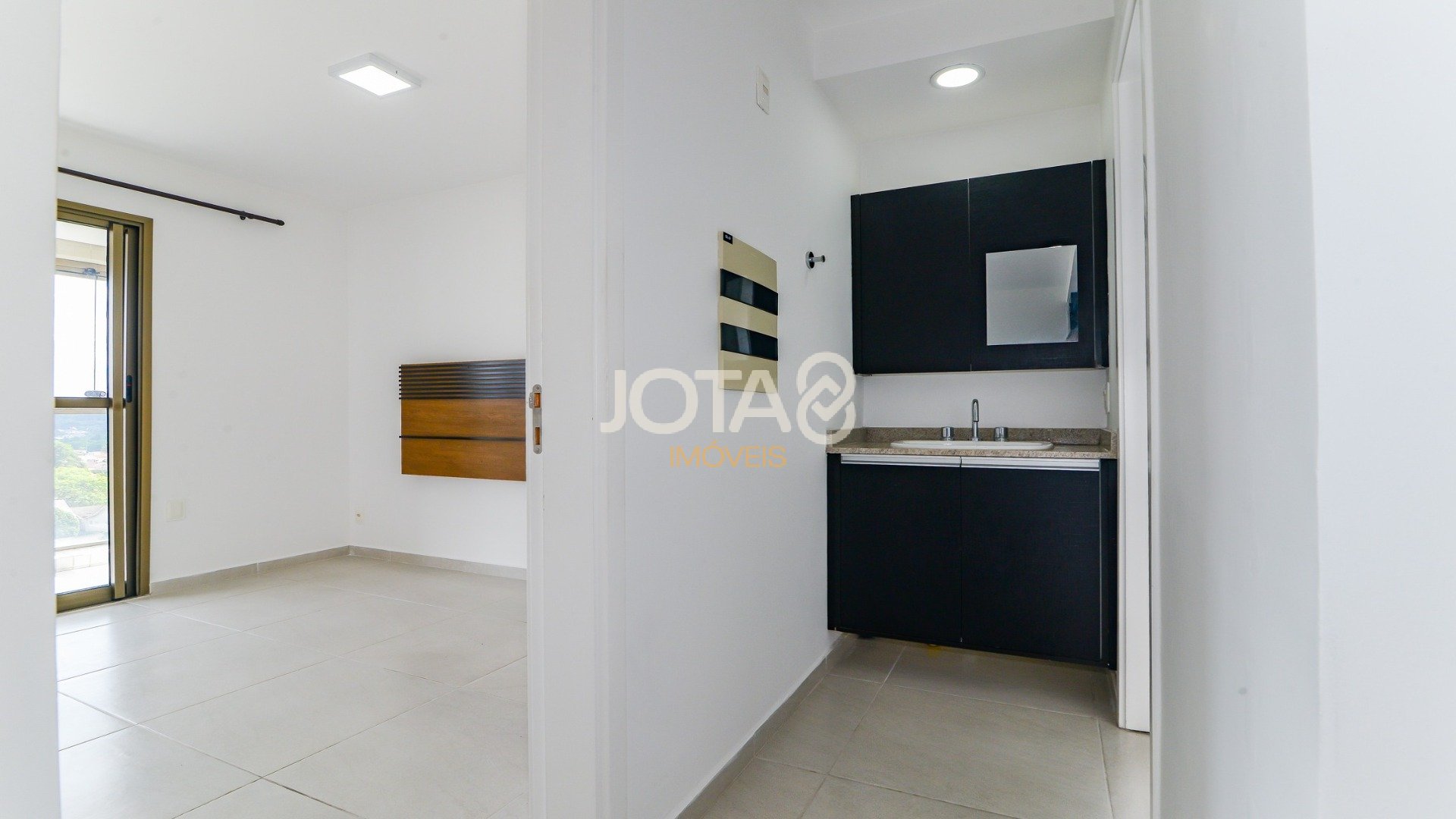 APARTAMENTO RED ECOVILLE ANDAR ALTO NO CAMPINA DO SIQUEIRA.
