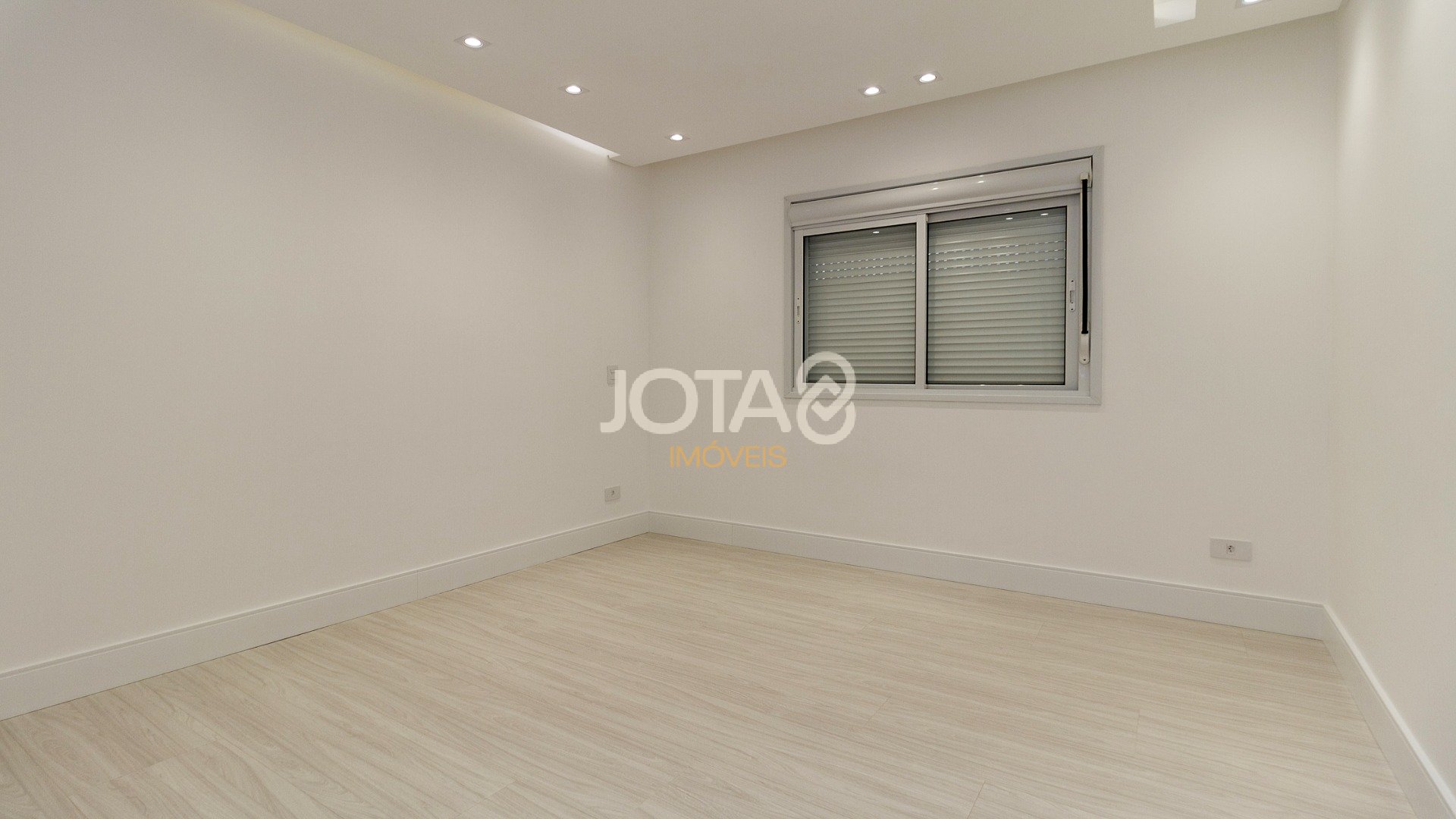 APARTAMENTO 3 SUÍTES - QUARTIER - 158M²