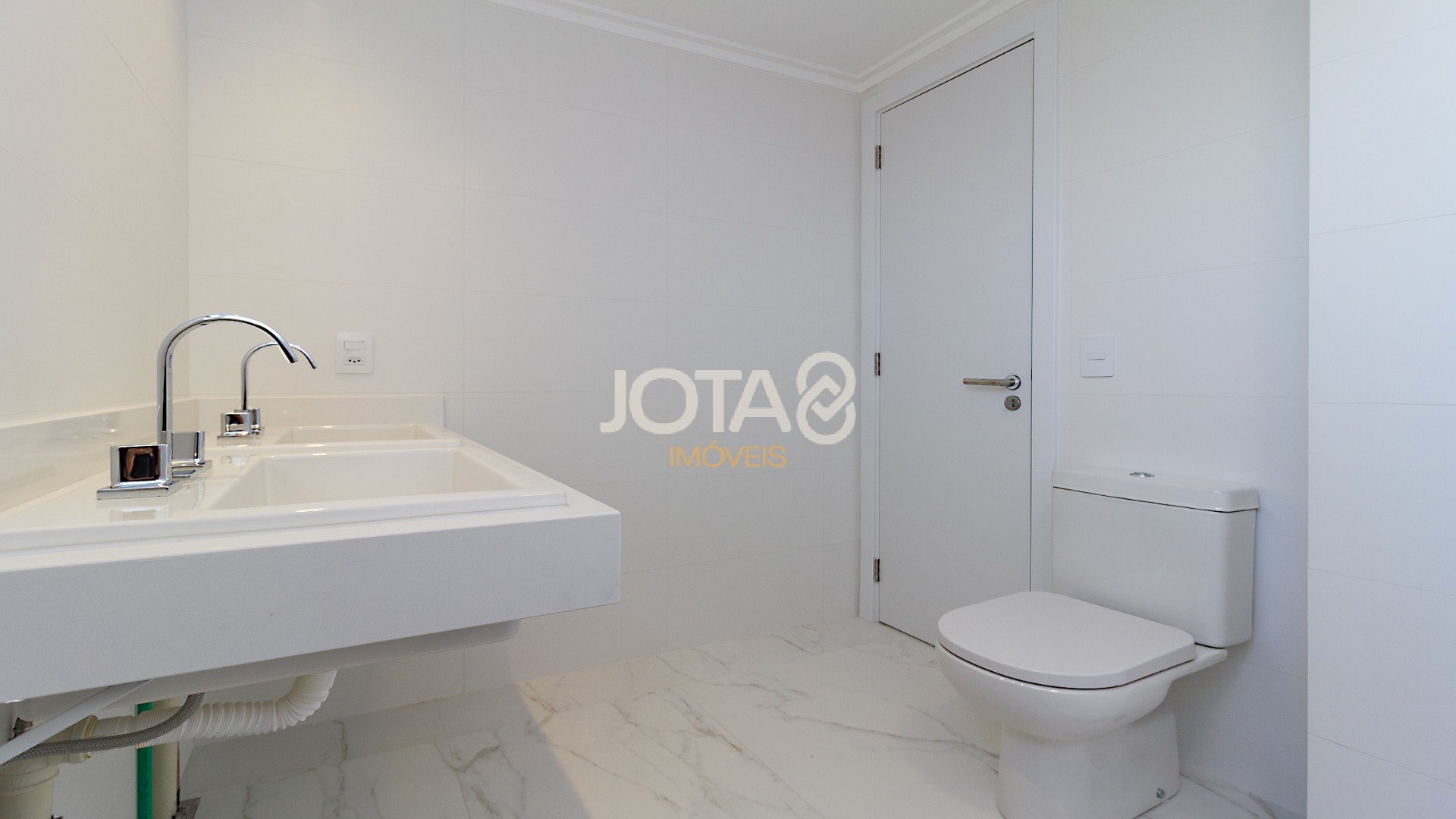 APARTAMENTO 3 SUÍTES - QUARTIER - 158M²