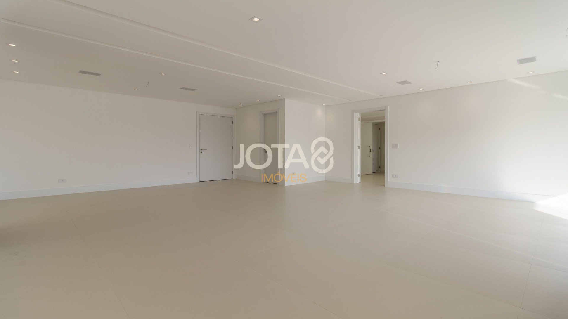 APARTAMENTO 3 SUÍTES - QUARTIER - 158M²