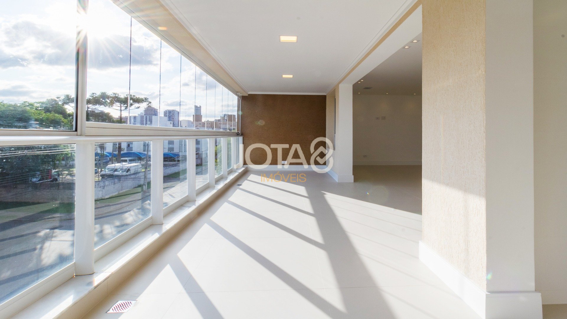 APARTAMENTO 3 SUÍTES - QUARTIER - 158M²