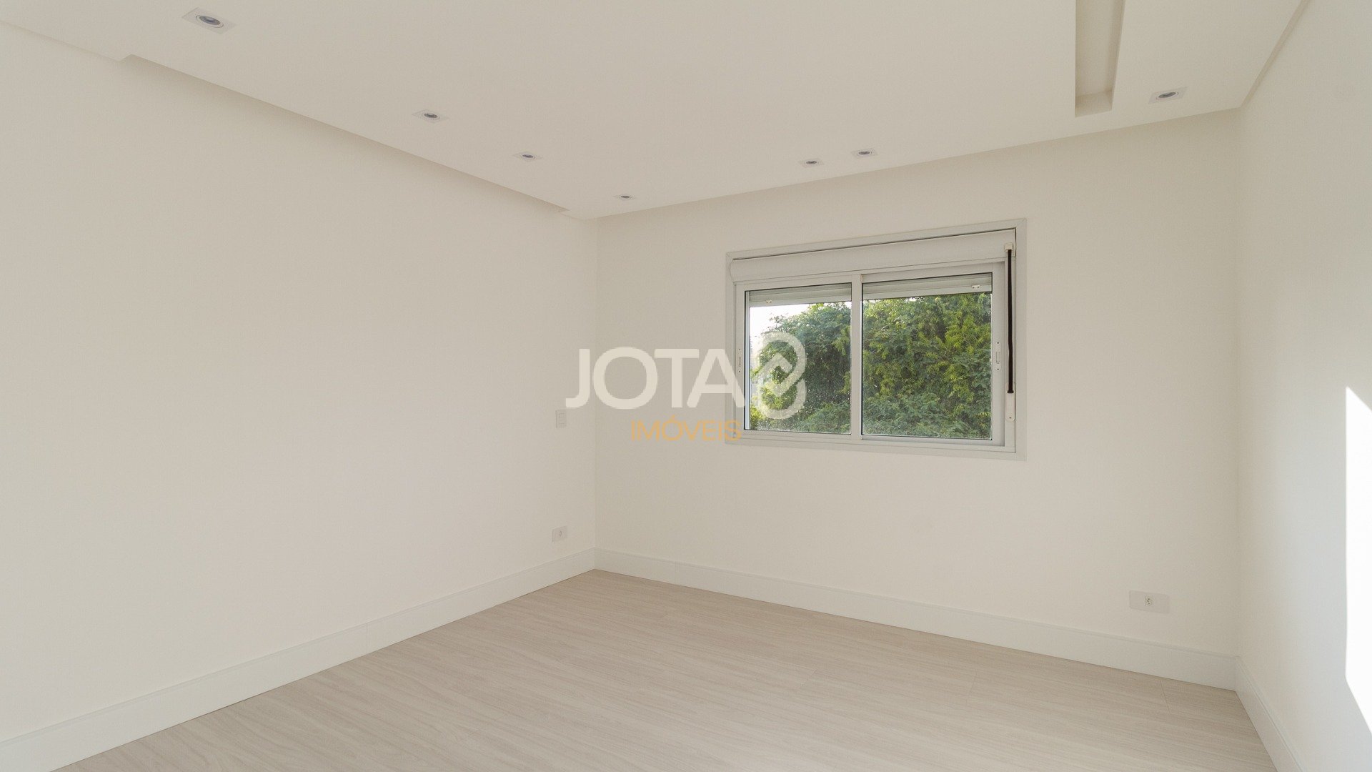 APARTAMENTO 3 SUÍTES - QUARTIER - 158M²