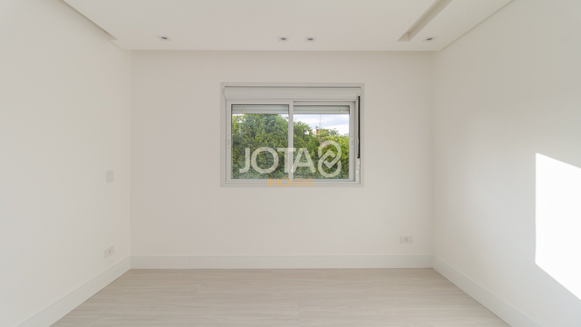 APARTAMENTO 3 SUÍTES - QUARTIER - 158M²