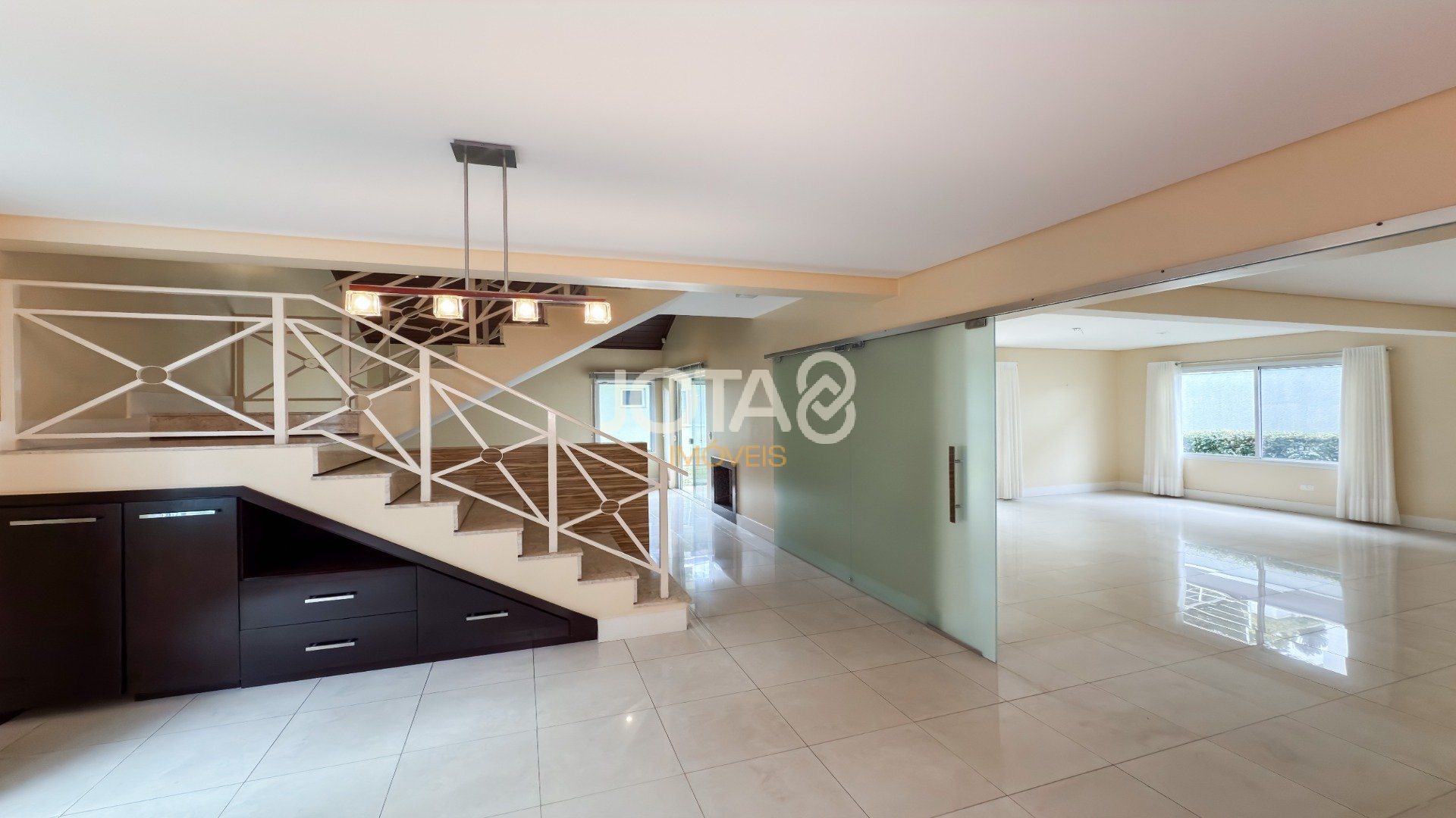 CASA NO COLINAS SÃO FRANCISCO COM 4 QUARTOS!
