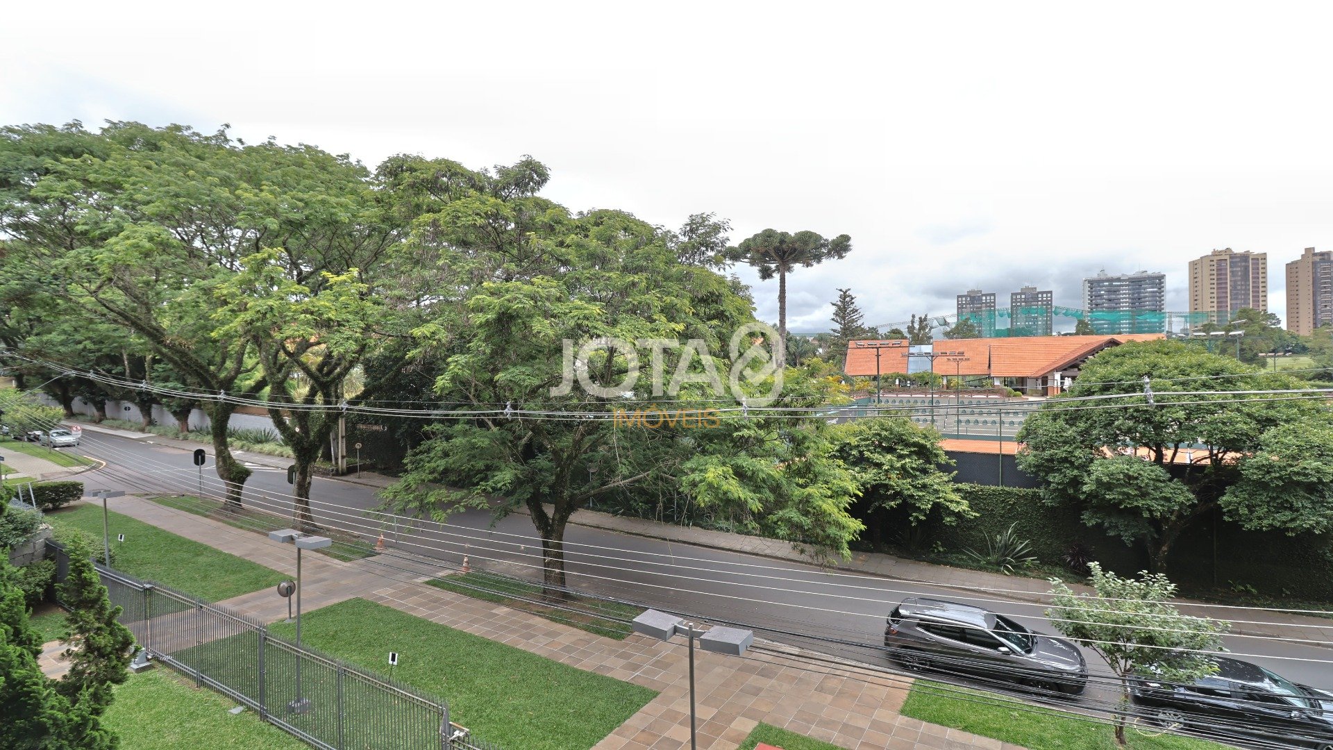 APARTAMENTO EXCLUSIVO C/ 4 SUÍTES EM FRENTE AO GRACIOSA