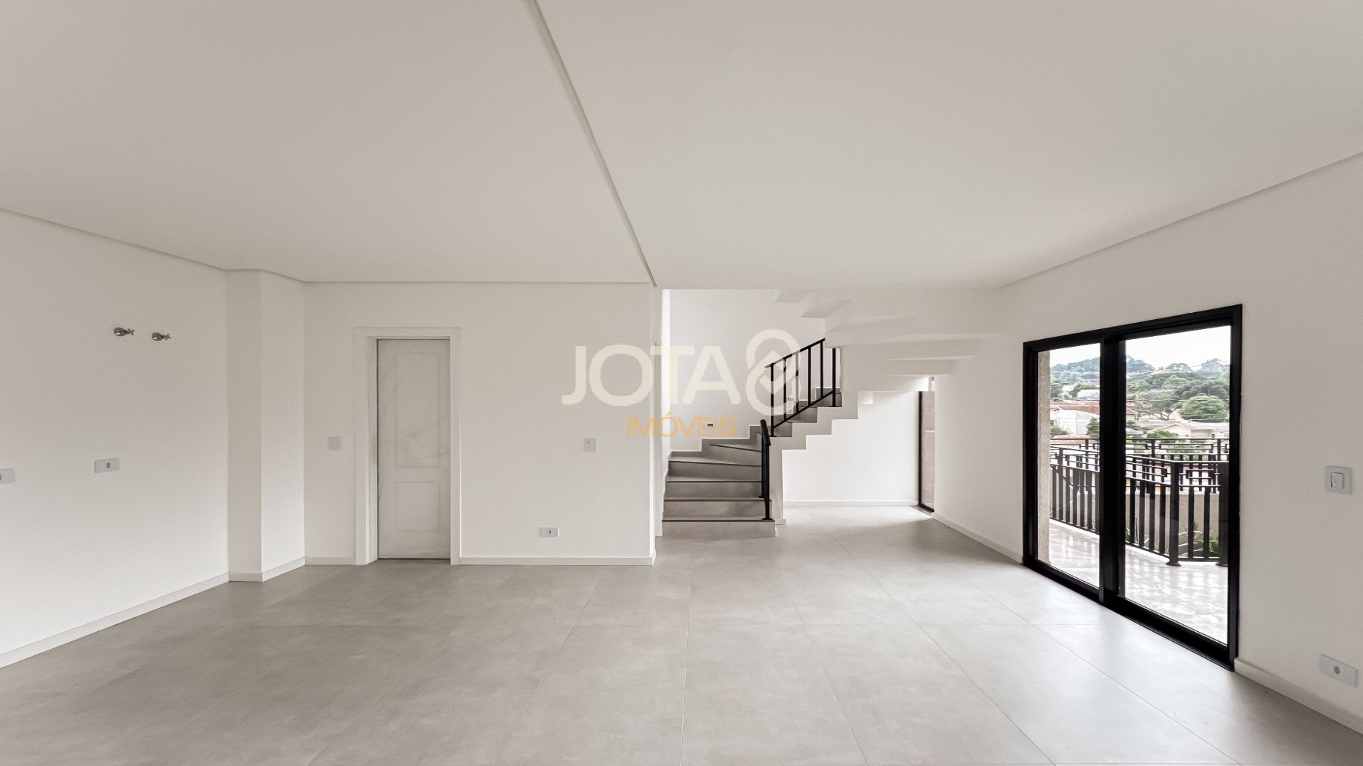 SOBRADO 3 SUITES NO VISTA ALEGRE!