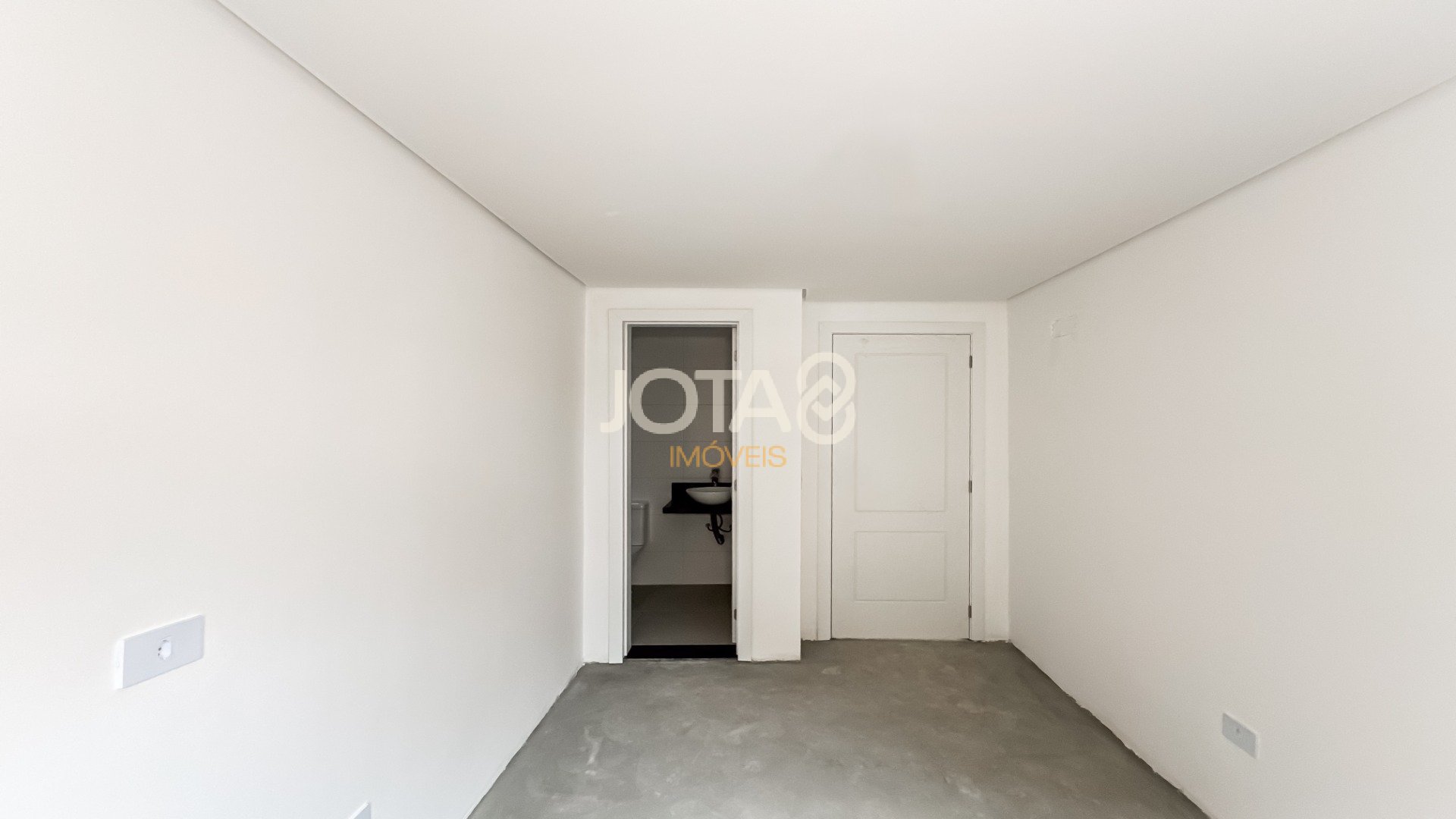 SOBRADO 3 SUITES NO VISTA ALEGRE!