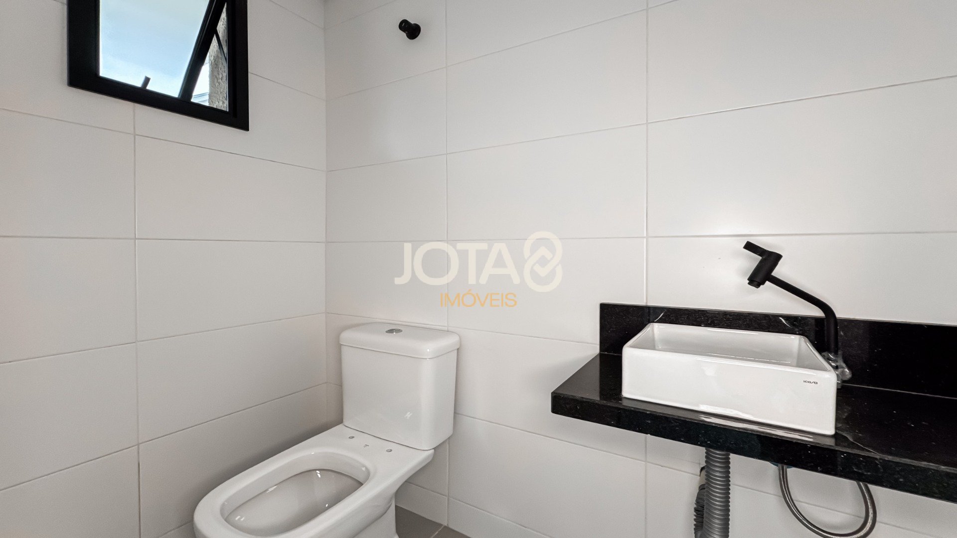SOBRADO 3 SUITES NO VISTA ALEGRE!