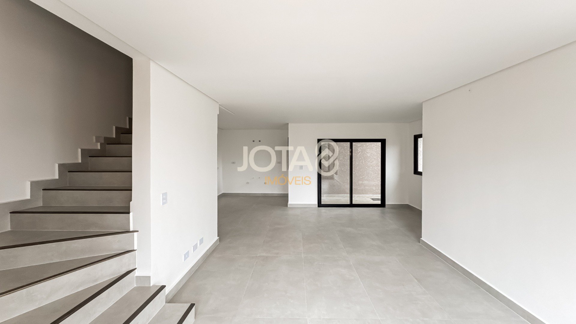 SOBRADO 3 SUITES NO VISTA ALEGRE!