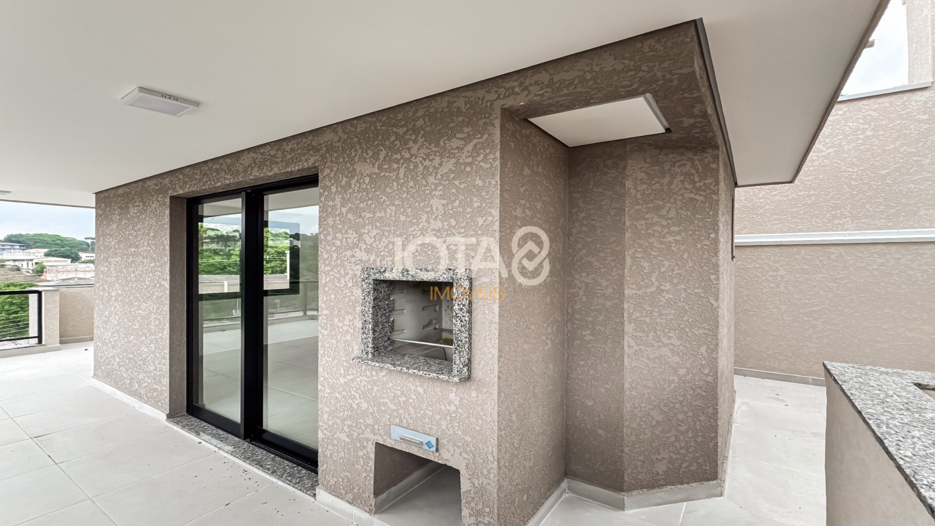 SOBRADO 3 SUITES NO VISTA ALEGRE!